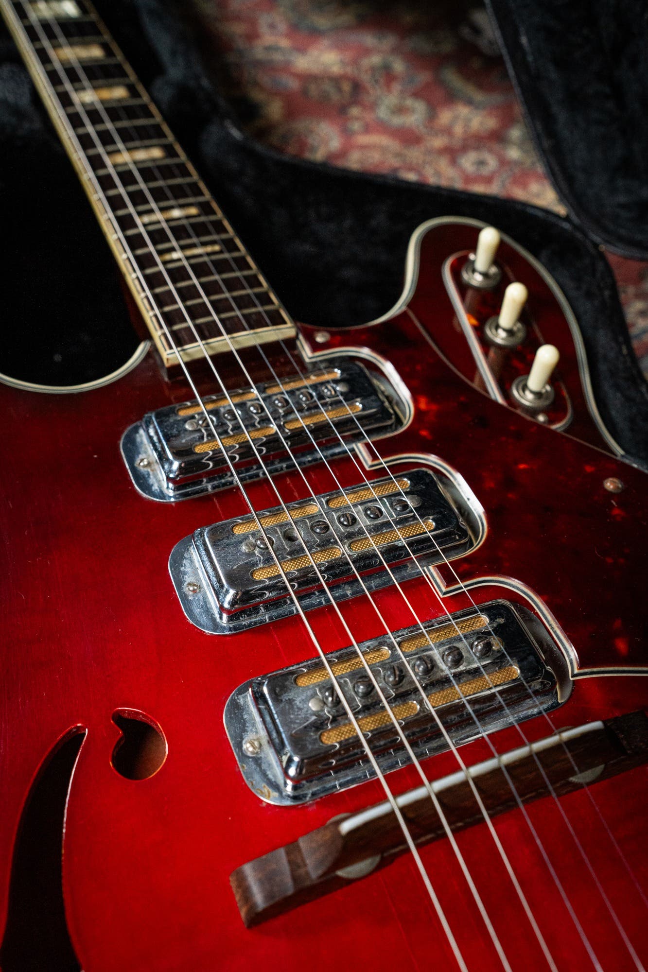 60’s Airline 7230 (Harmony H78) 3x Argyle Gold Foil Pickups & Hard Case - Pre Owned