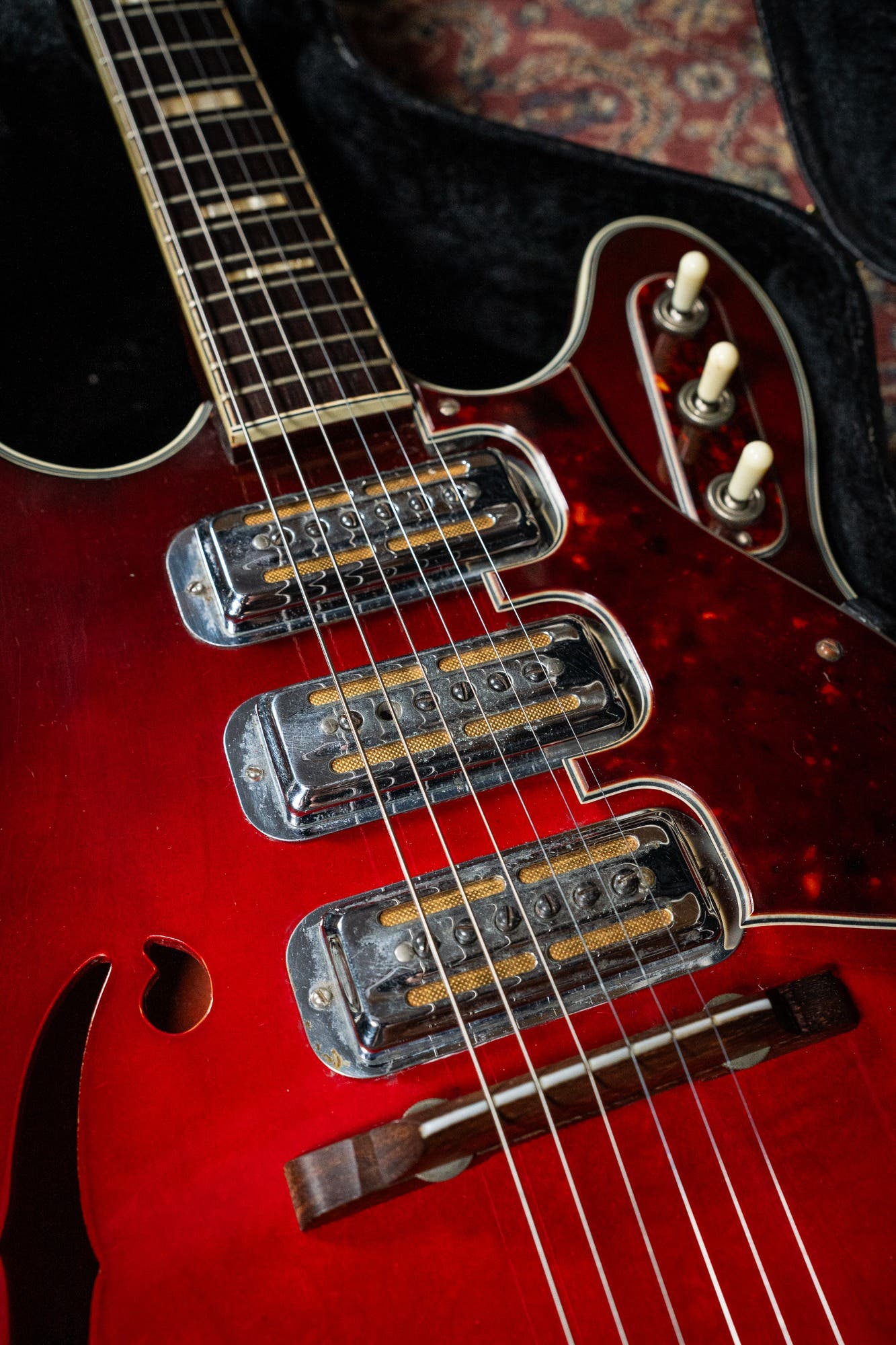 60’s Airline 7230 (Harmony H78) 3x Argyle Gold Foil Pickups & Hard Case - Pre Owned