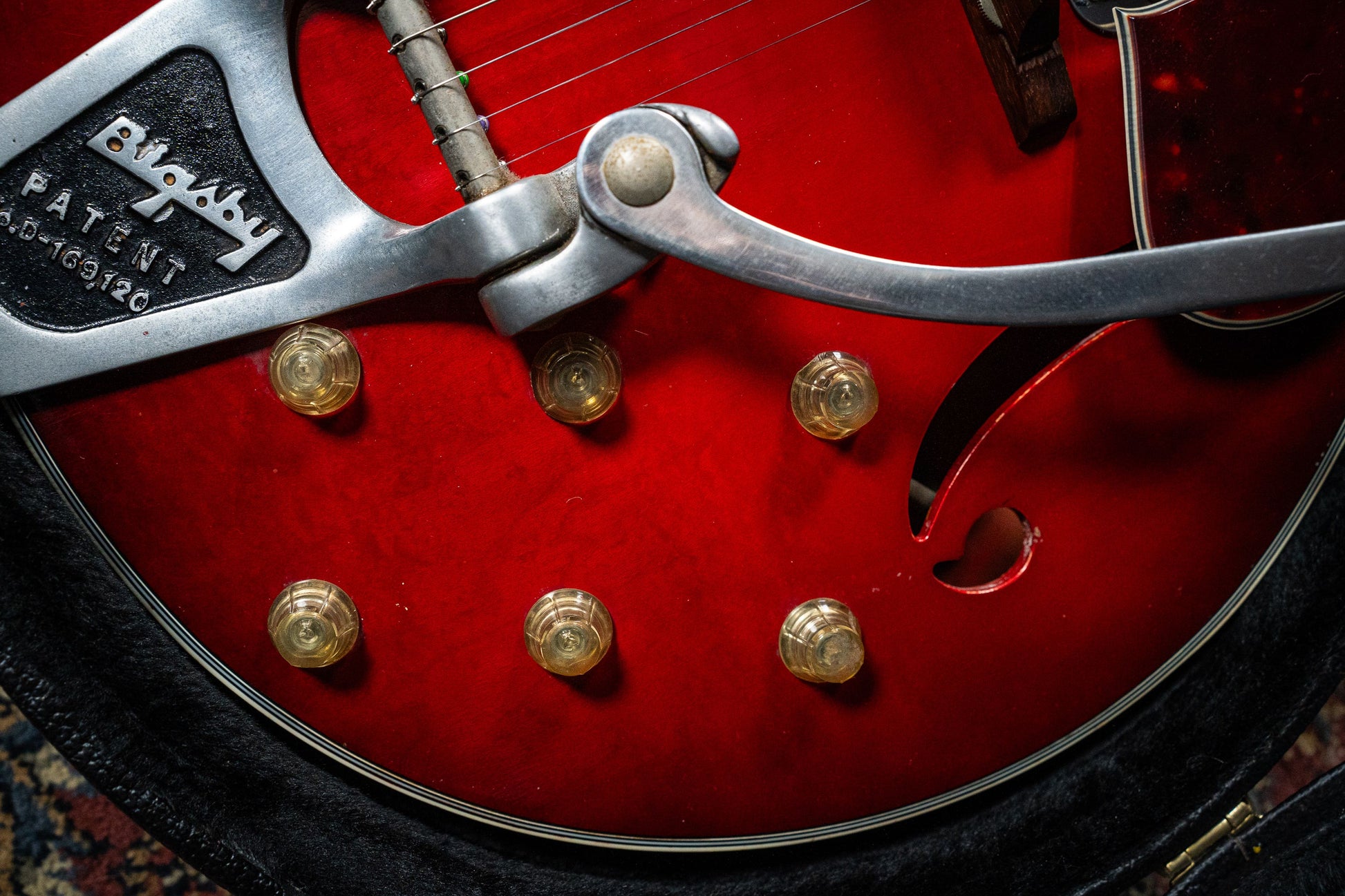 60’s Airline 7230 (Harmony H78) 3x Argyle Gold Foil Pickups & Hard Case - Pre Owned