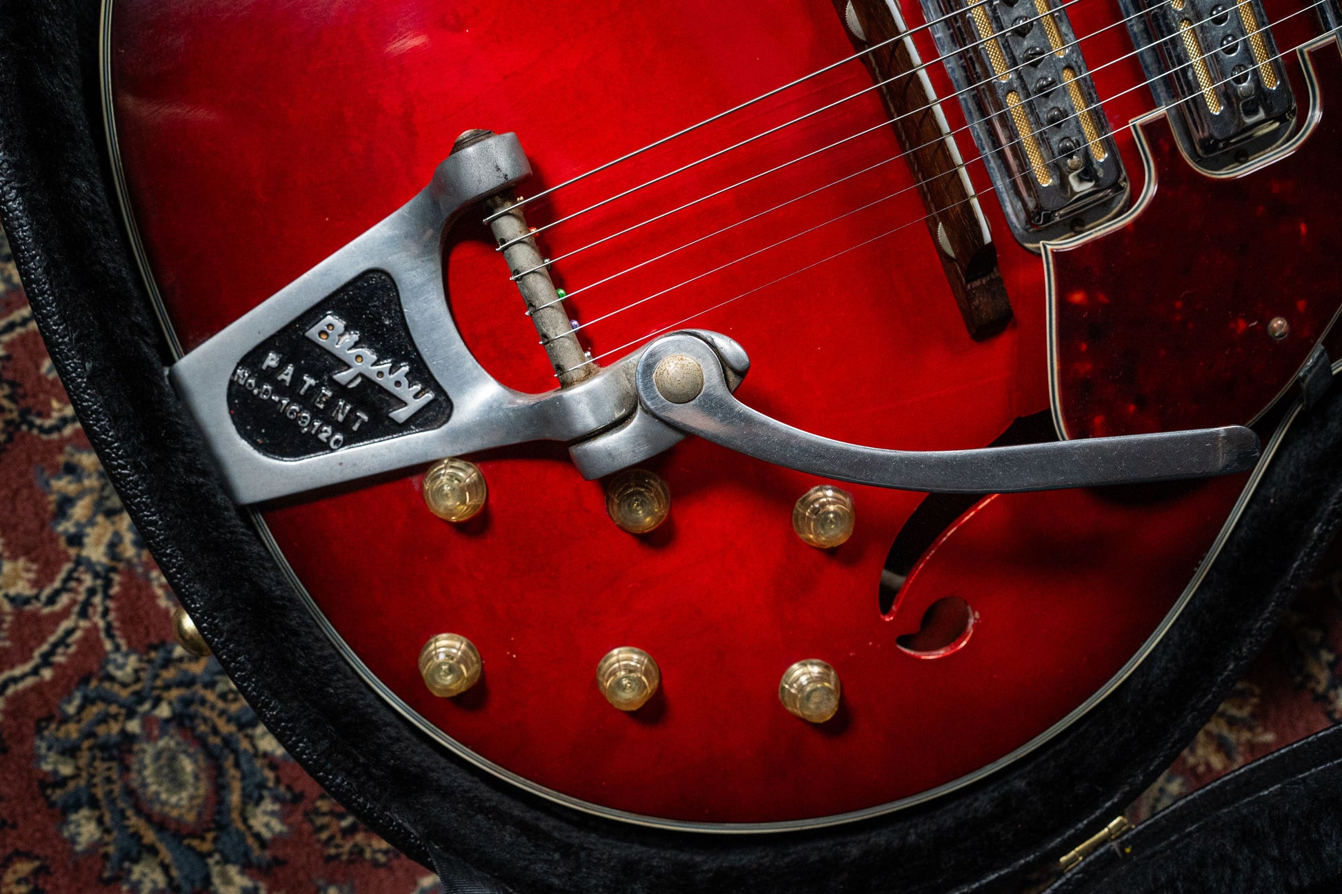 60’s Airline 7230 (Harmony H78) 3x Argyle Gold Foil Pickups & Hard Case - Pre Owned