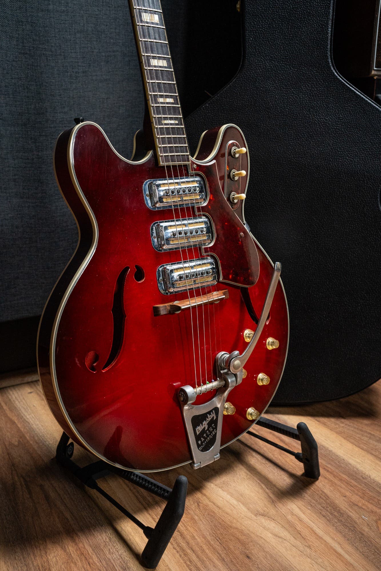 60’s Airline 7230 (Harmony H78) 3x Argyle Gold Foil Pickups & Hard Case - Pre Owned