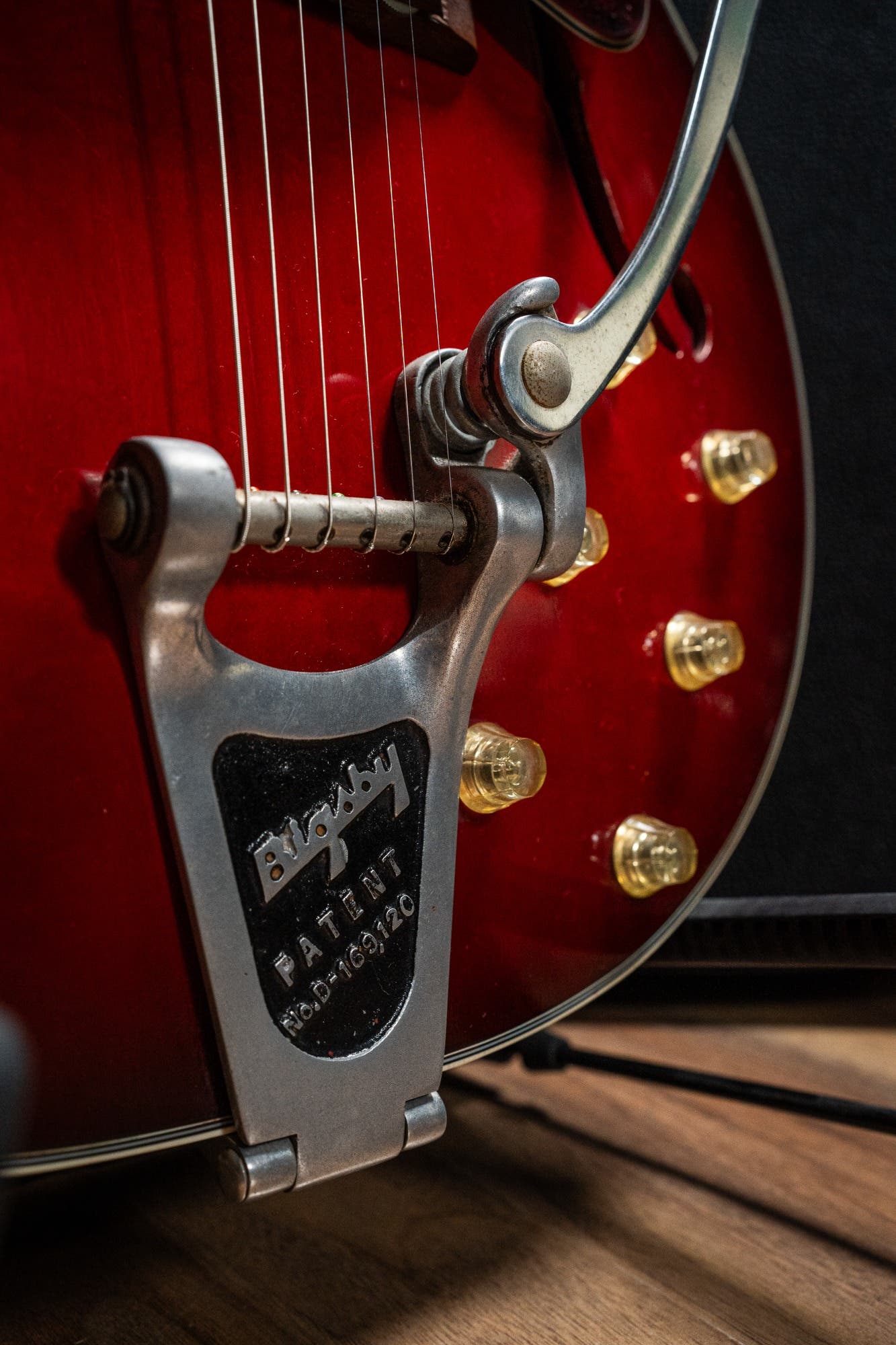 60’s Airline 7230 (Harmony H78) 3x Argyle Gold Foil Pickups & Hard Case - Pre Owned