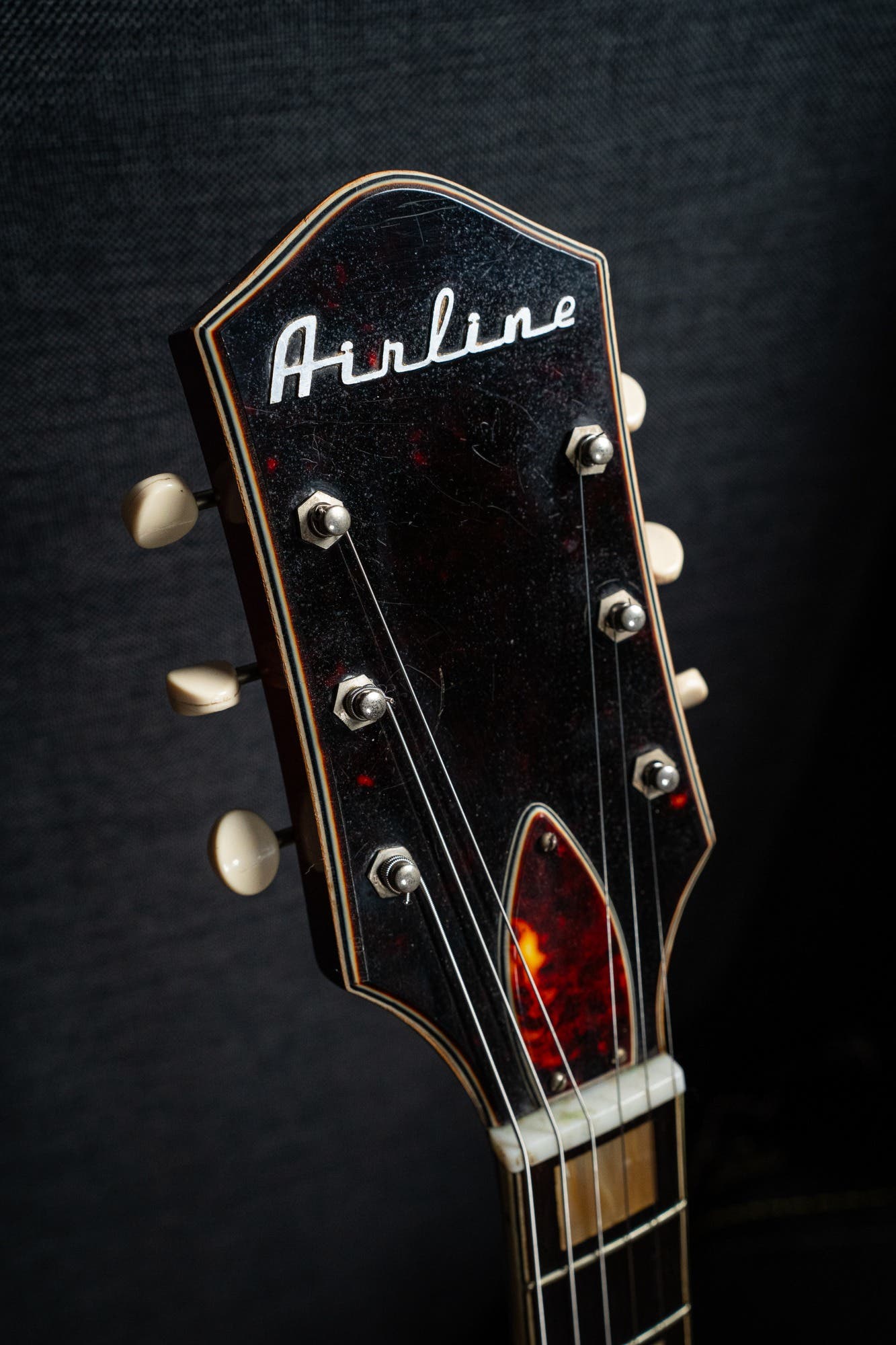 60’s Airline 7230 (Harmony H78) 3x Argyle Gold Foil Pickups & Hard Case - Pre Owned