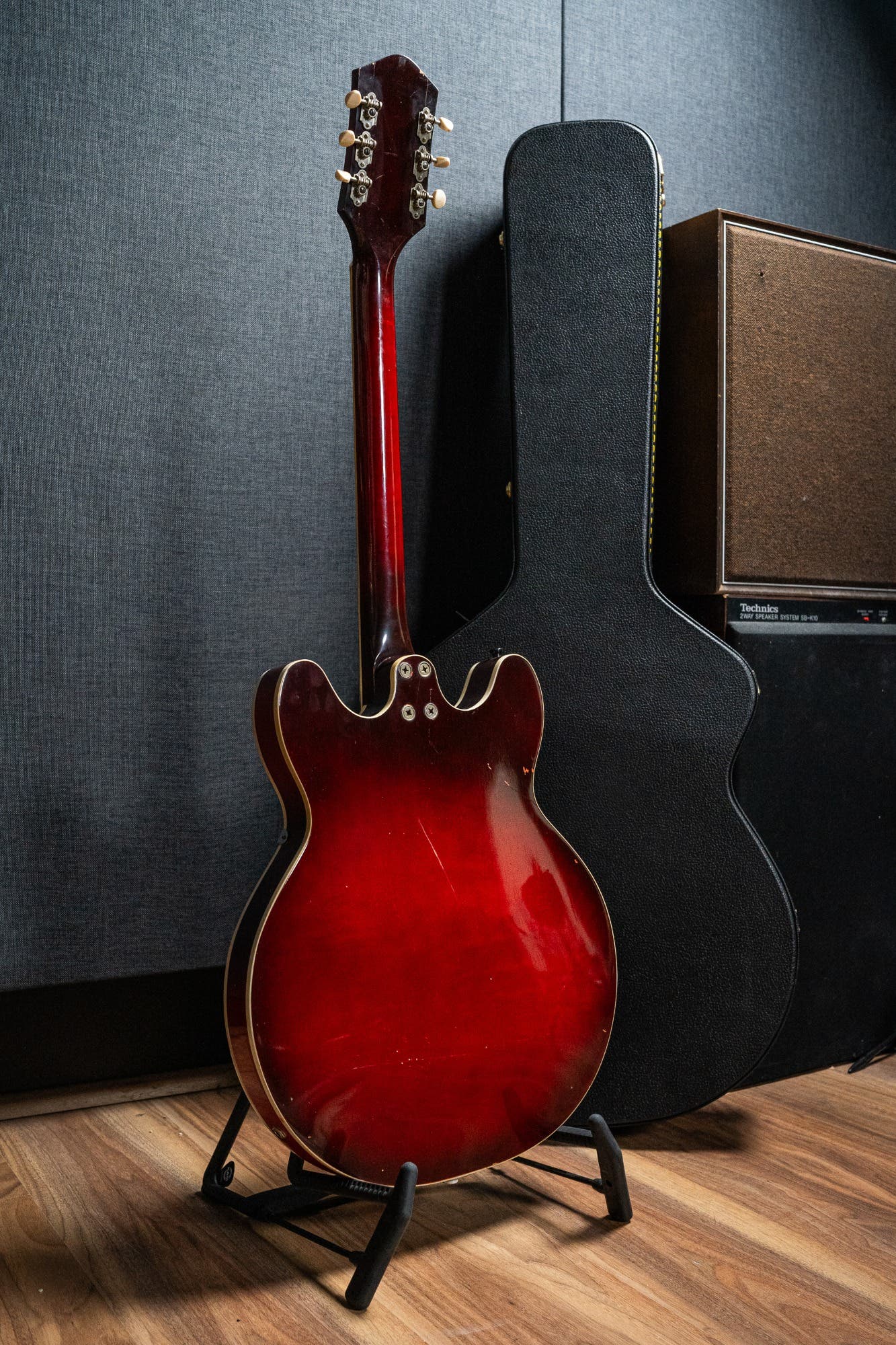 60’s Airline 7230 (Harmony H78) 3x Argyle Gold Foil Pickups & Hard Case - Pre Owned