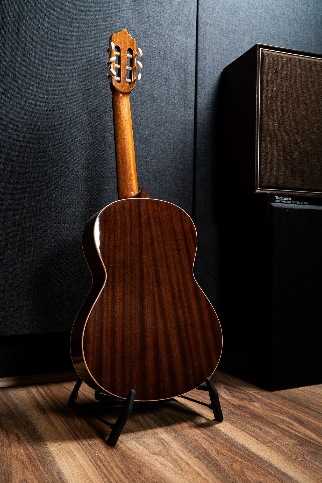 Altamira Guitars N100 Classical / Nylon String Guitar - Left Handed