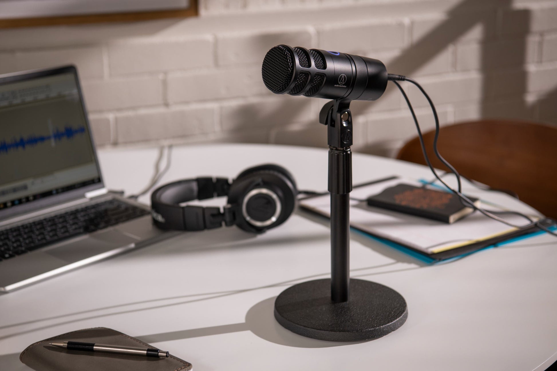Audio Technica AT2040USB USB Dynamic Podcast Mic