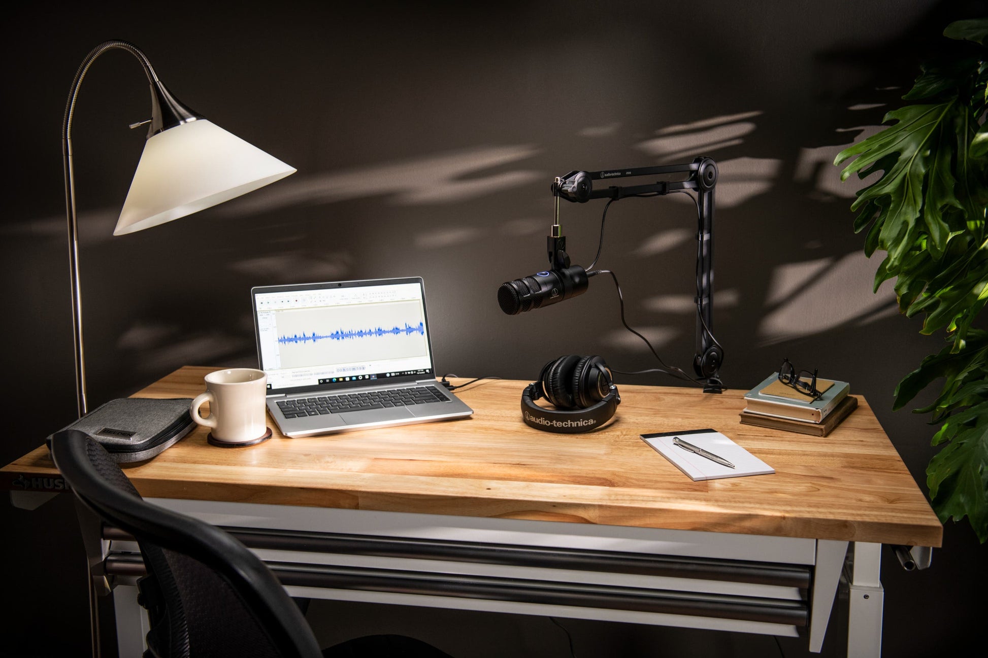 Audio Technica AT2040USB USB Dynamic Podcast Mic