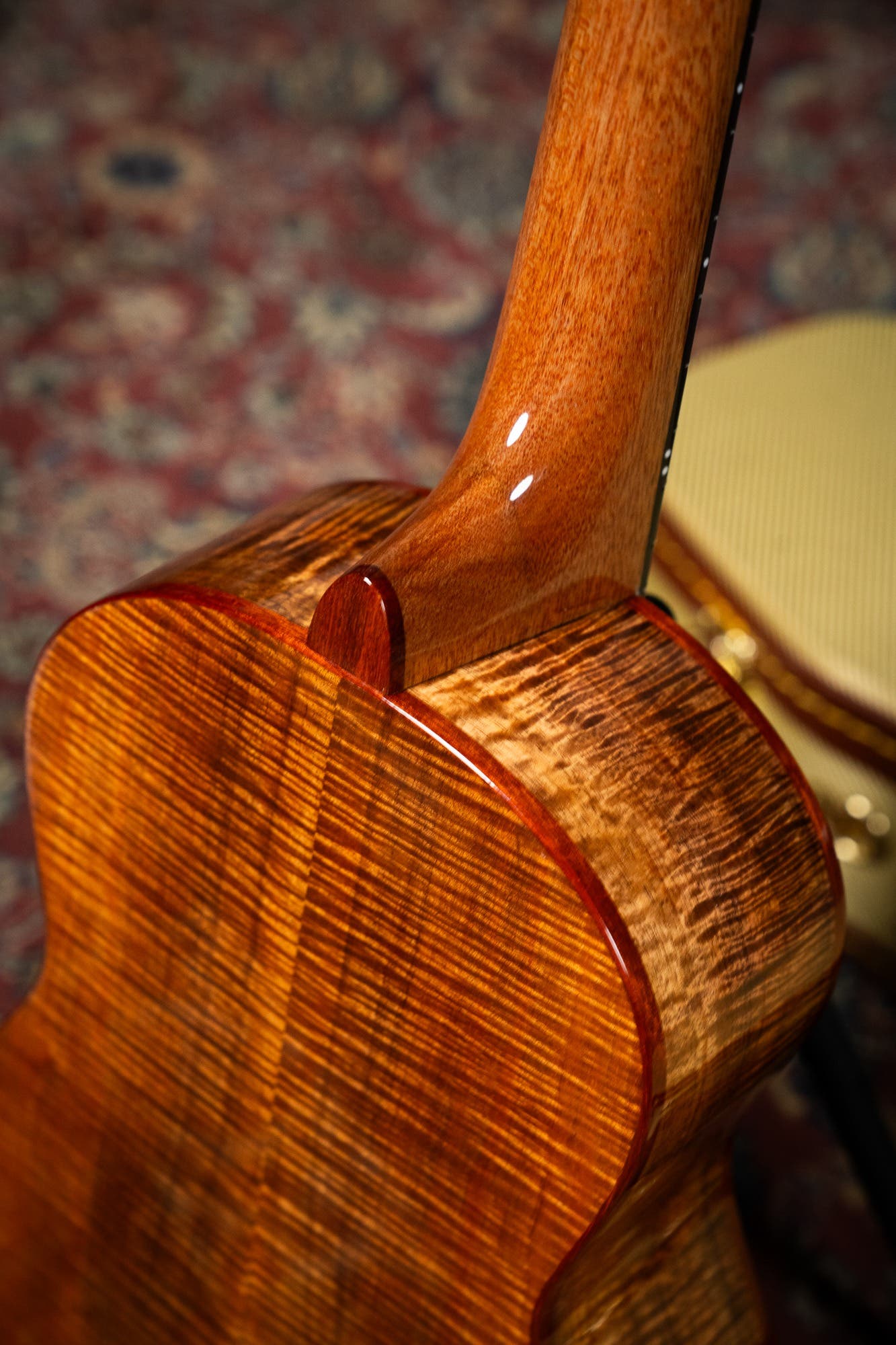 Szabadics Baritone Ukulele #20 w/Case - Western Red Cedar / Blackwood