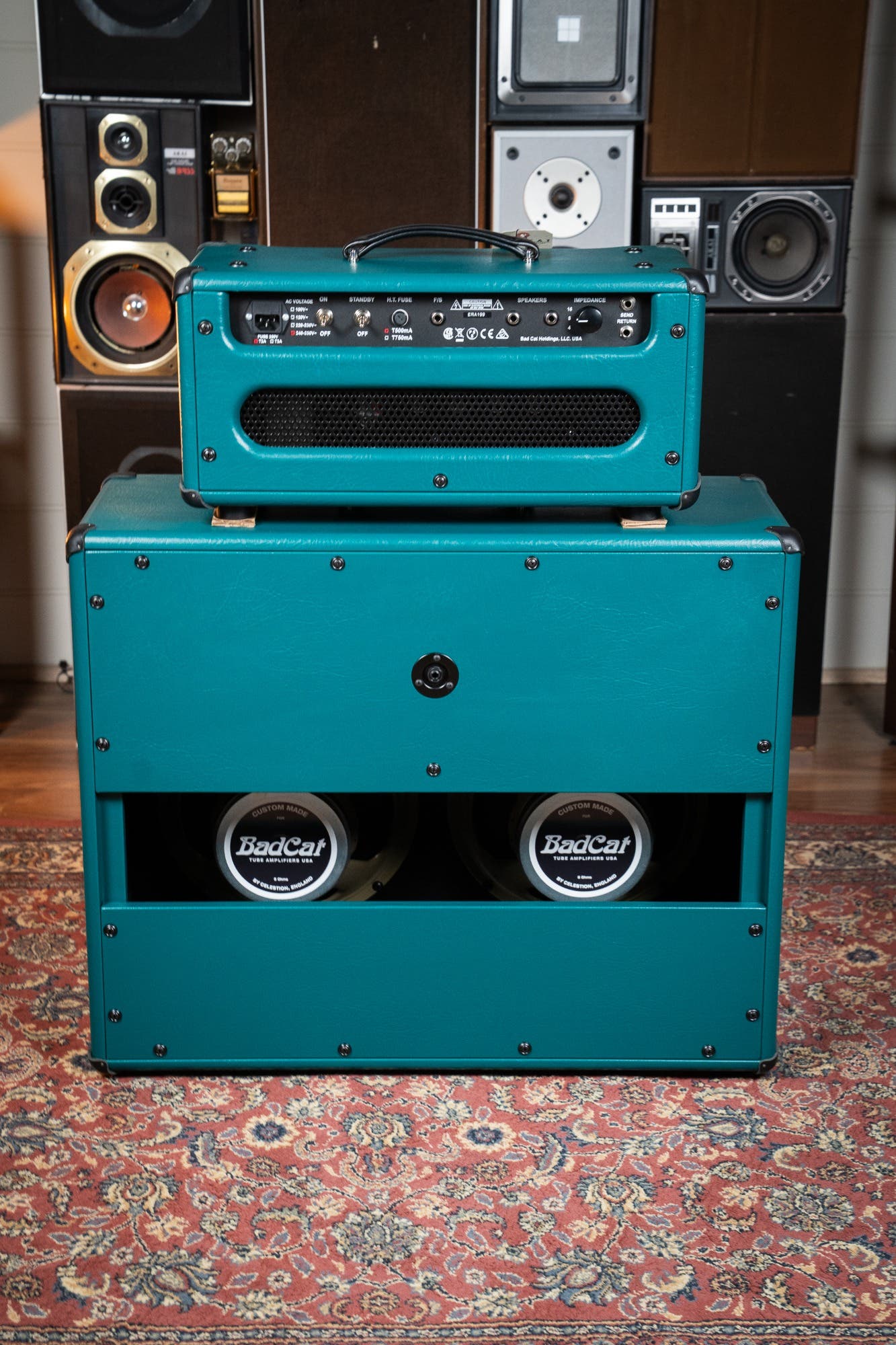 Bad Cat CUSTOM Era 30 2x12" Guitar Cab - Antique Green / Gold Piping