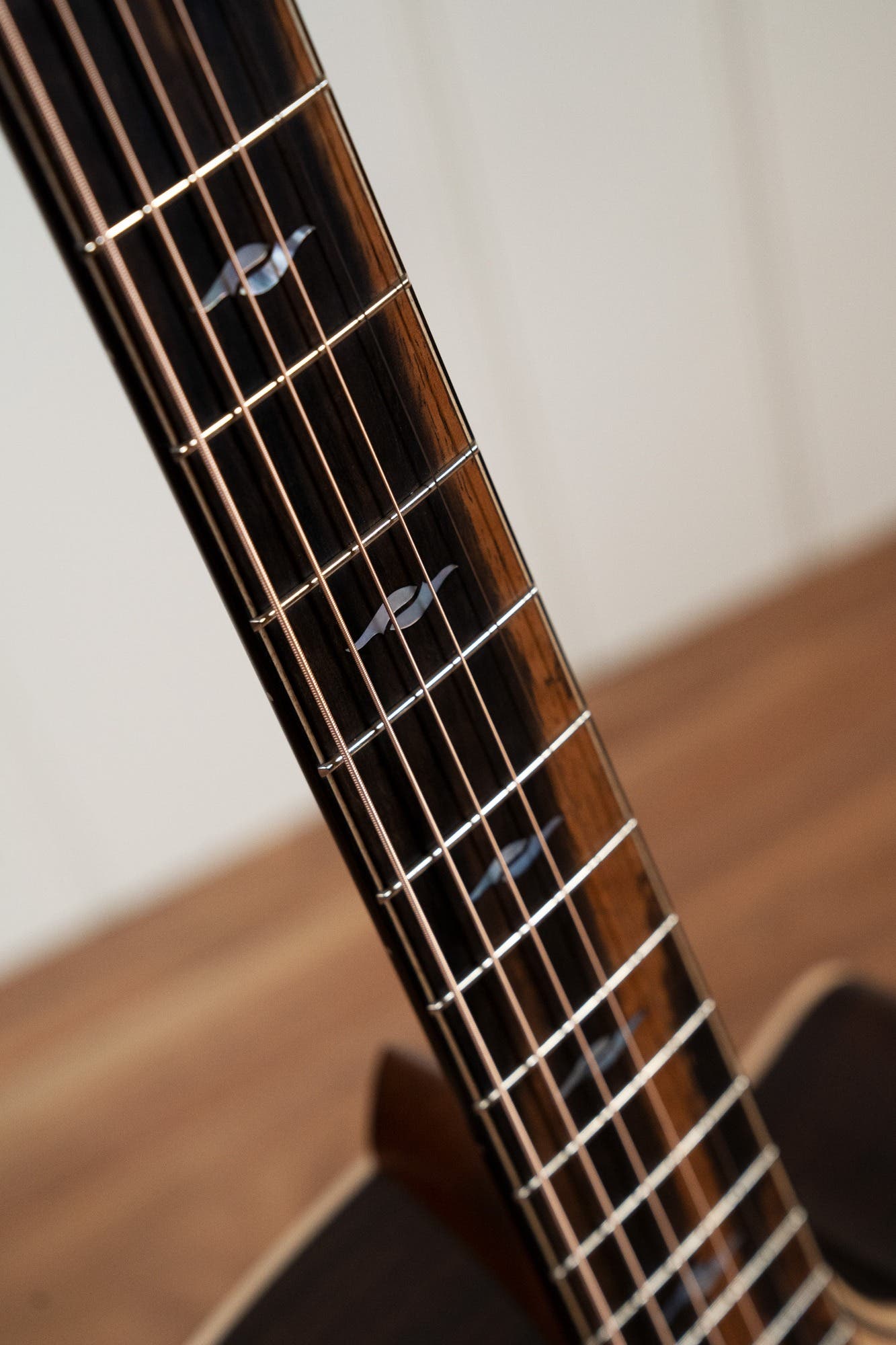 Taylor 812ce 12-Fret Acoustic Electric Guitar w/Case - Spruce / Rosewood