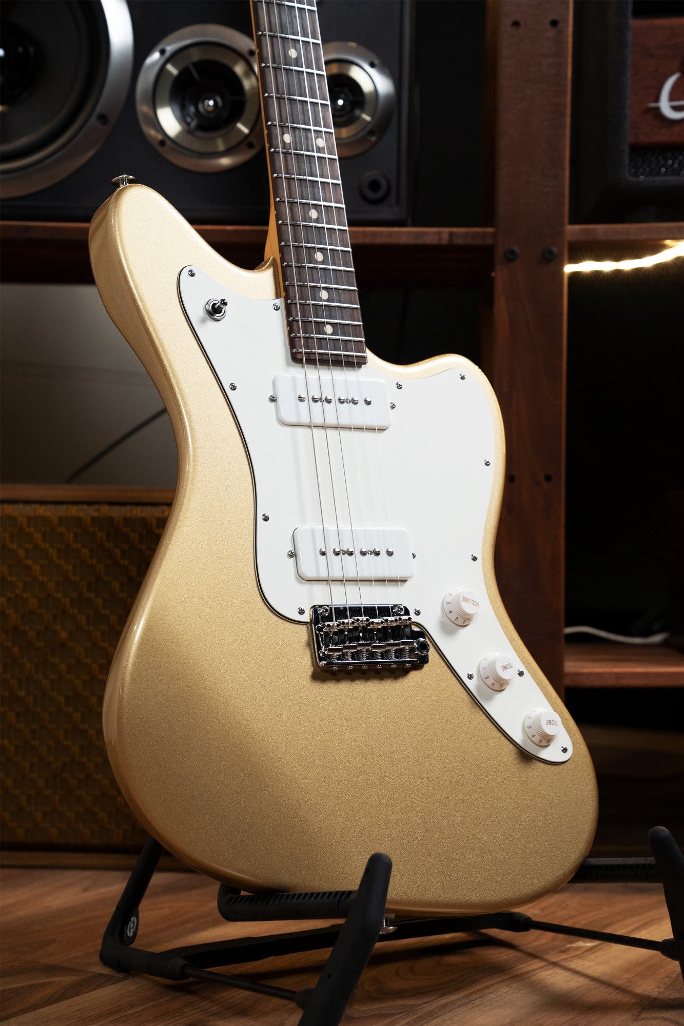 Suhr Classic JM Pro Electric Guitar - Gold RW (S-90 Pickups / 510 Tremolo)