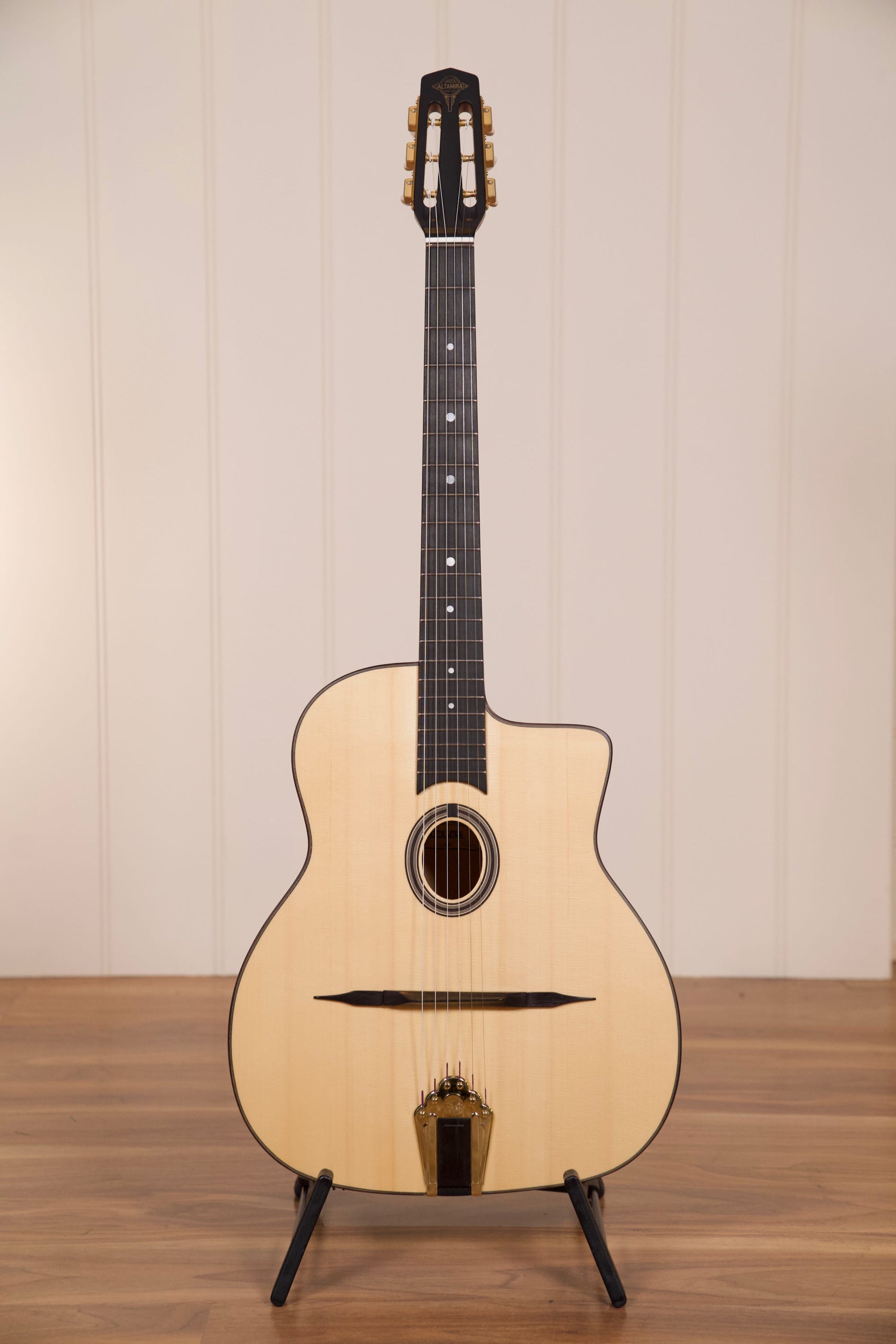 Altamira Guitars M/MD Solid-Top Gypsy Jazz Guitar - Spruce/Maple