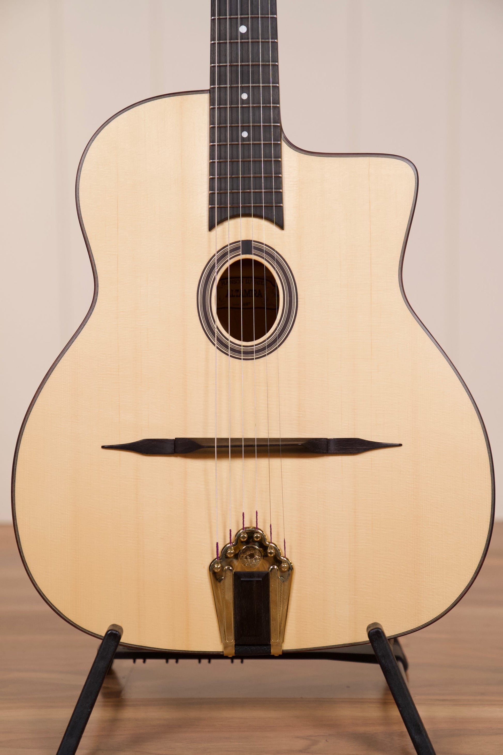 Altamira Guitars Model M Solid-Top Gypsy Jazz Guitar w/Padded Bag - Spruce/Maple