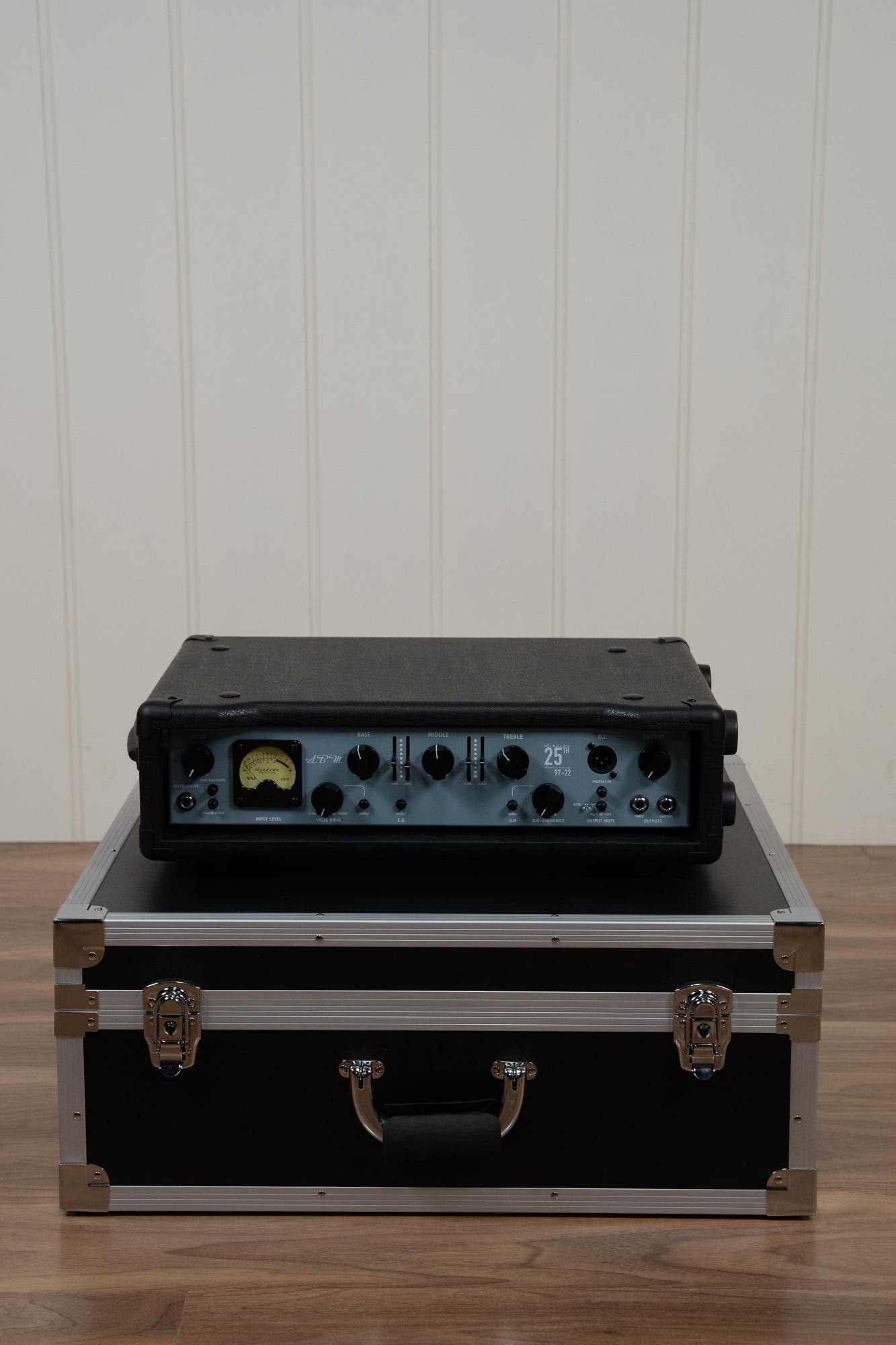 Ashdown ABM400 25th Anniversary Edition Bass Amp (Made in UK) - One Only