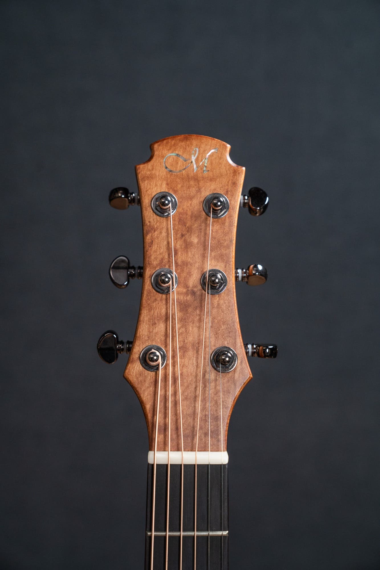 Maestro Project X X1-RA Raffles Acoustic Guitar w/Gigbag