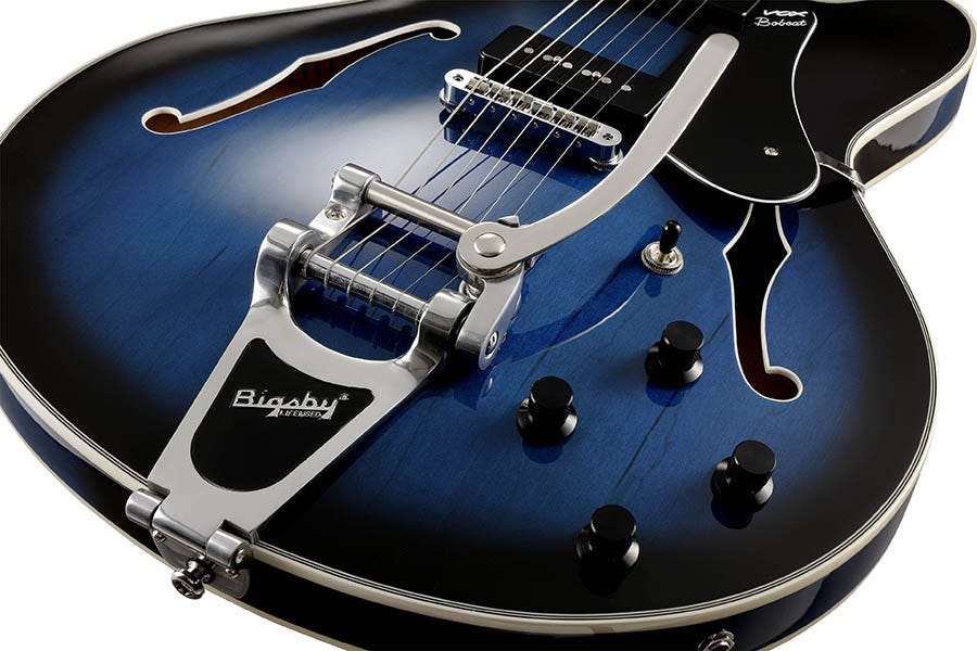 Vox Bobcat V90 Bigsby w/Case - Sapphire Blue