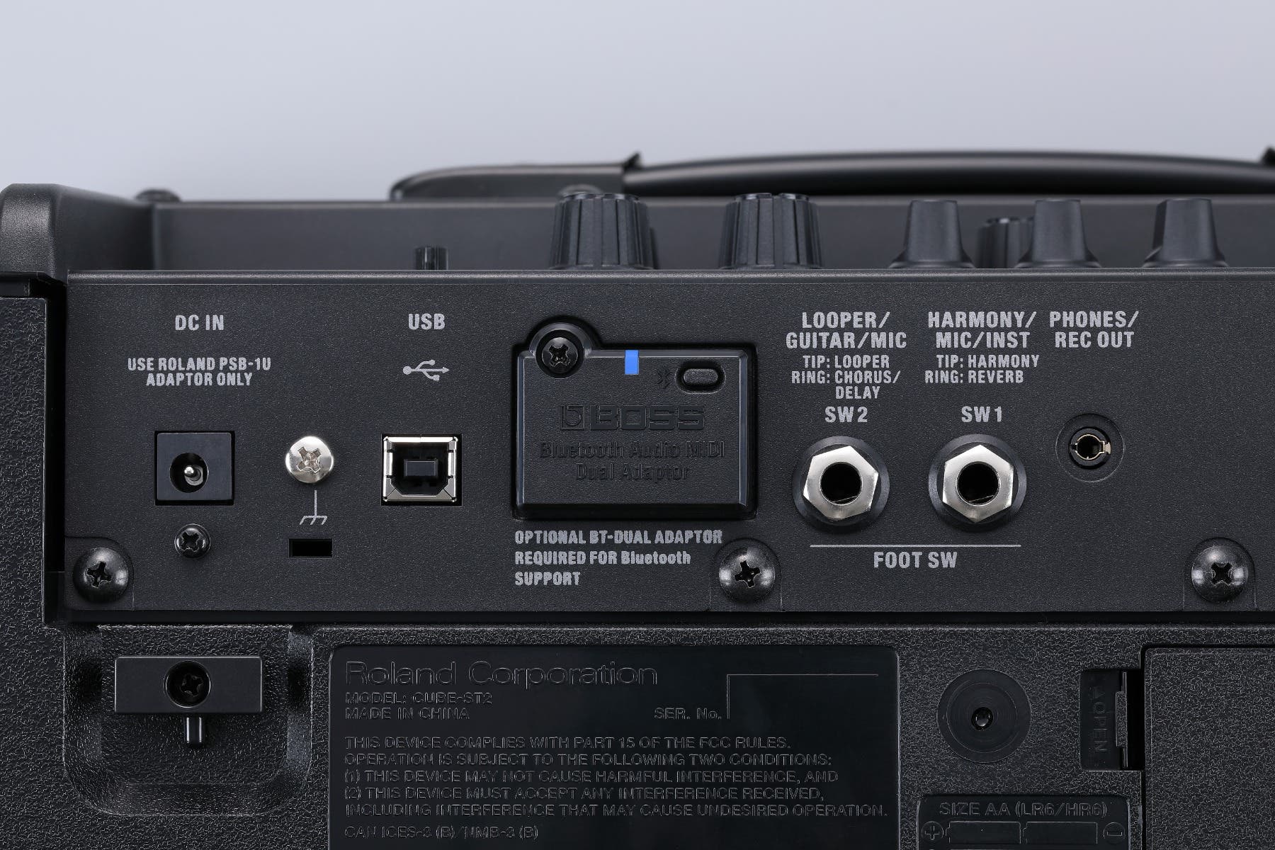 Boss BT-DUAL Bluetooth / MIDI Adaptor