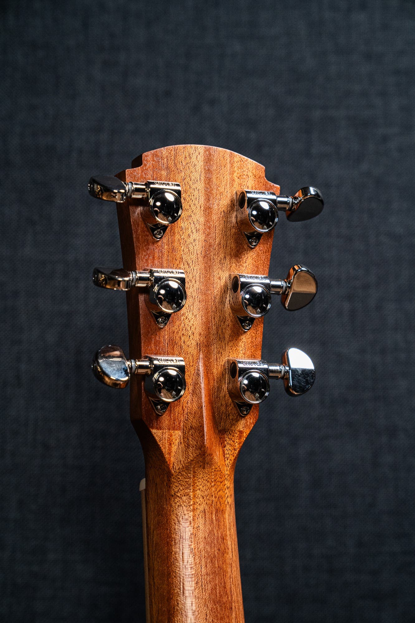 Cole Clark CCSAN1EC-RDM Studio GA Acoustic Guitar - Redwood / Maple