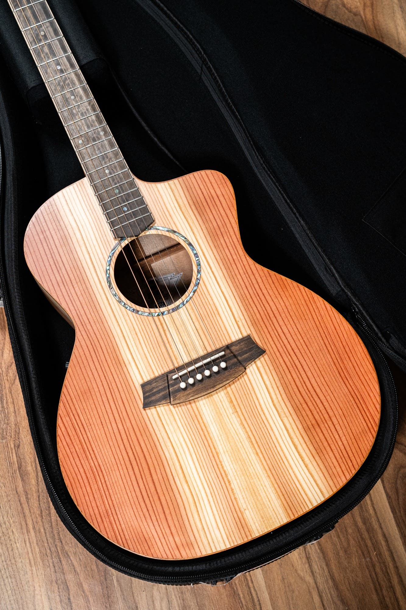 Cole Clark CCSAN1EC-RDM Studio GA Acoustic Guitar - Redwood / Maple