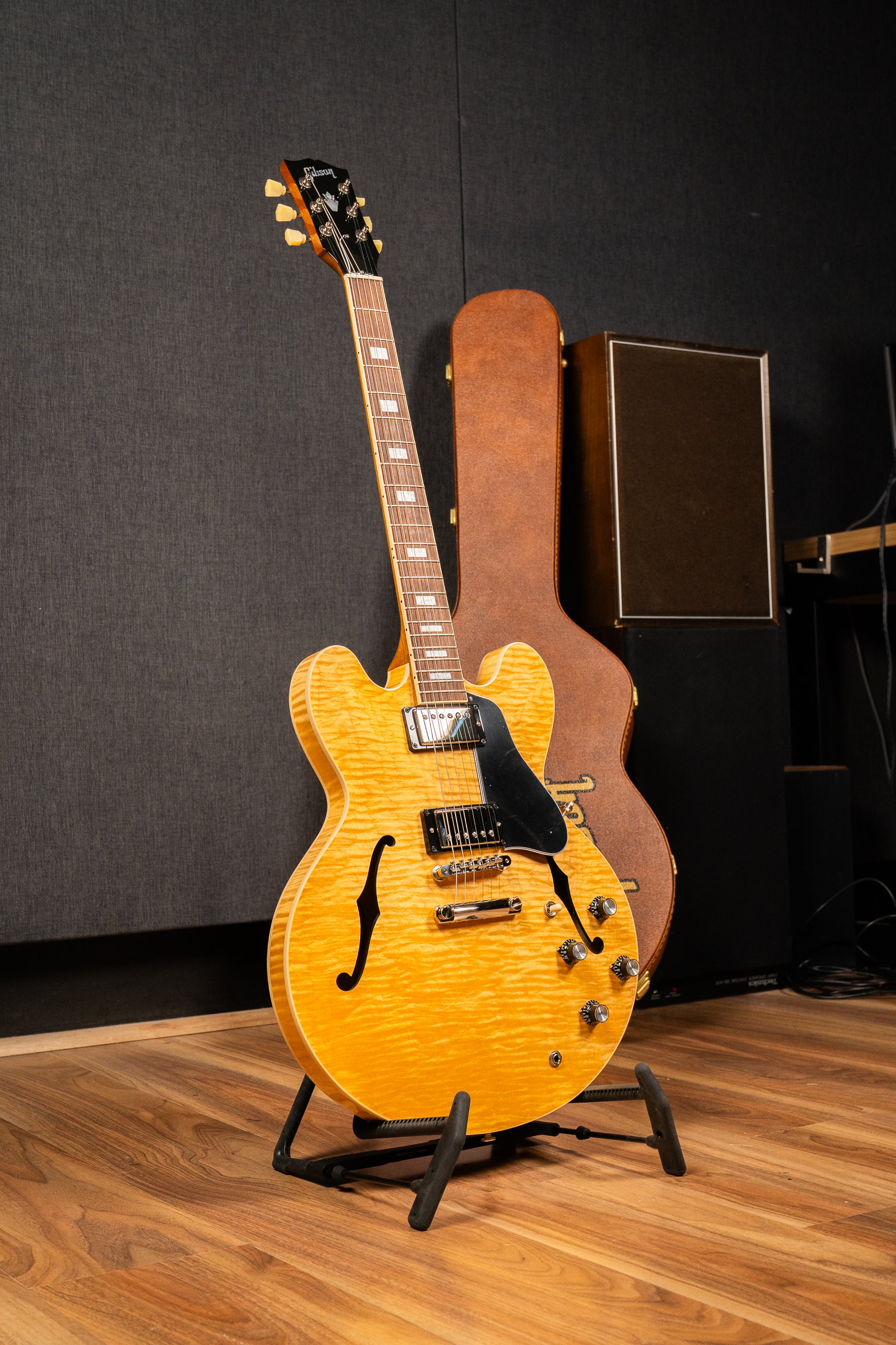 Gibson ES-335 Figured w/Case - Honey Amber - Pre-Owned