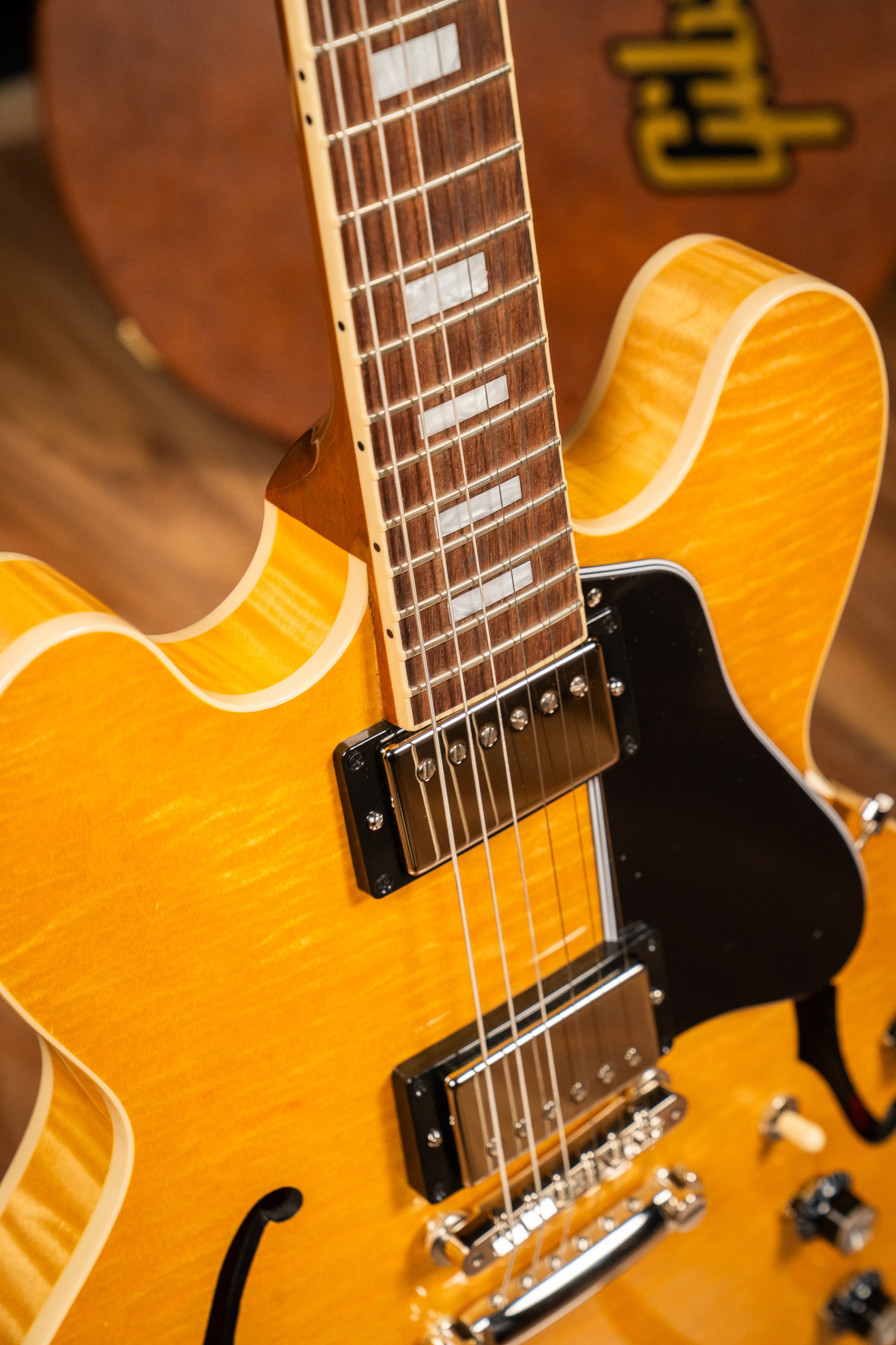 Gibson ES-335 Figured w/Case - Honey Amber - Pre-Owned
