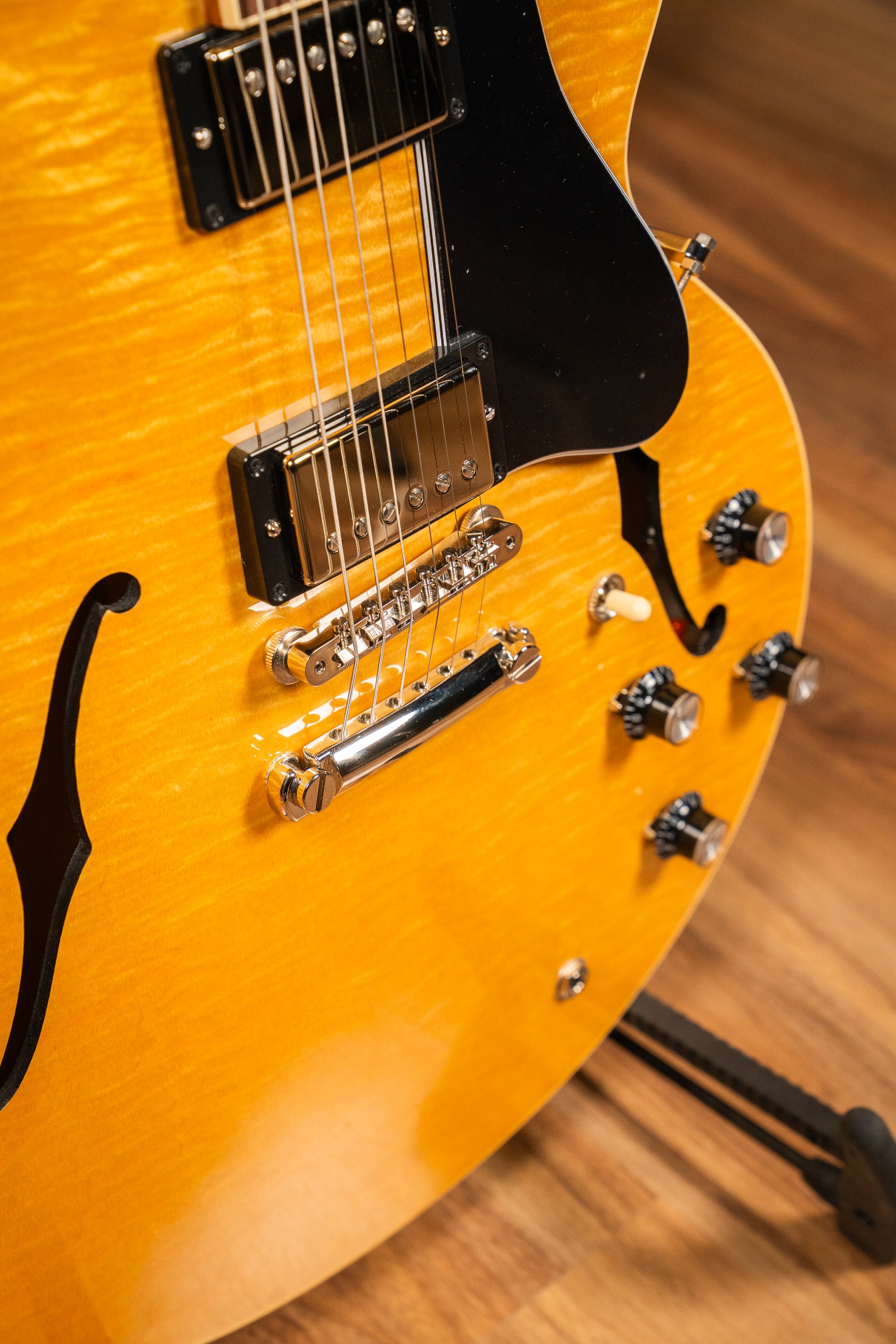 Gibson ES-335 Figured w/Case - Honey Amber - Pre-Owned