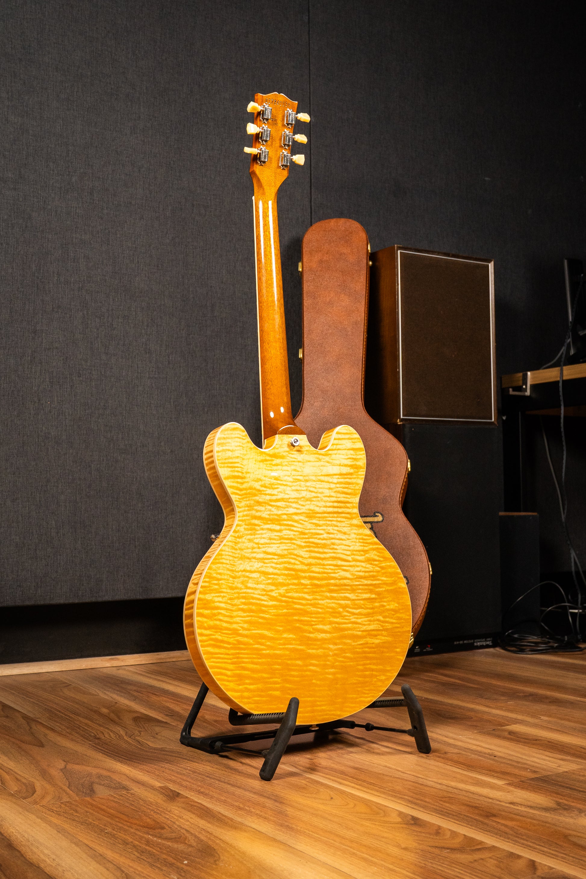 Gibson ES-335 Figured w/Case - Honey Amber - Pre-Owned