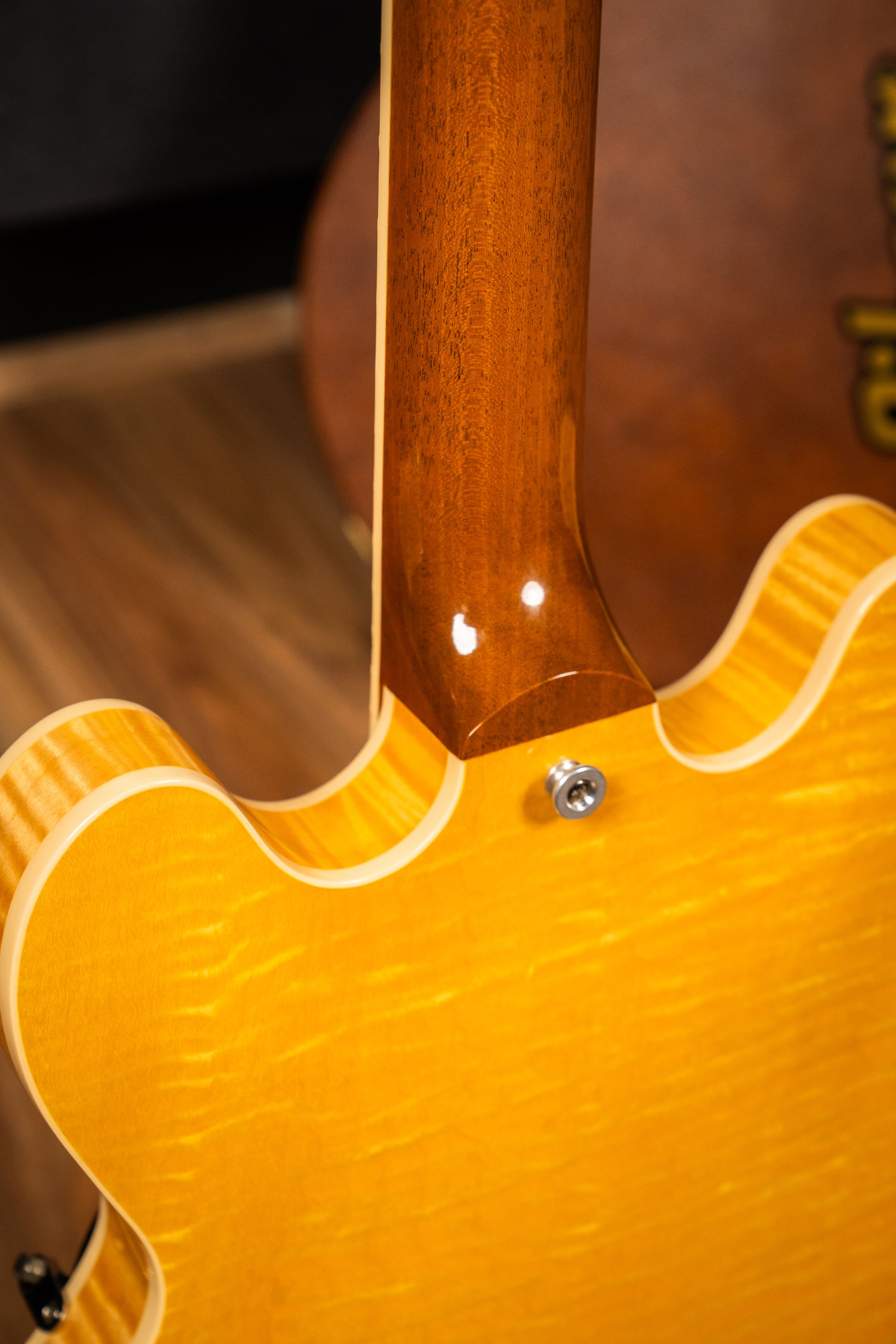 Gibson ES-335 Figured w/Case - Honey Amber - Pre-Owned