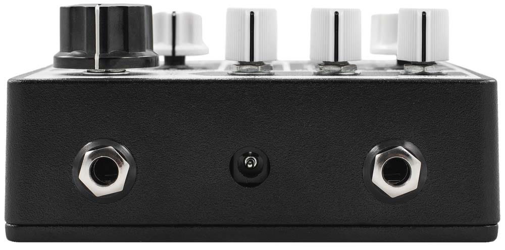 EarthQuaker Devices Data Corrupter Modulated Monophonic Harmonizing PLL Pedal