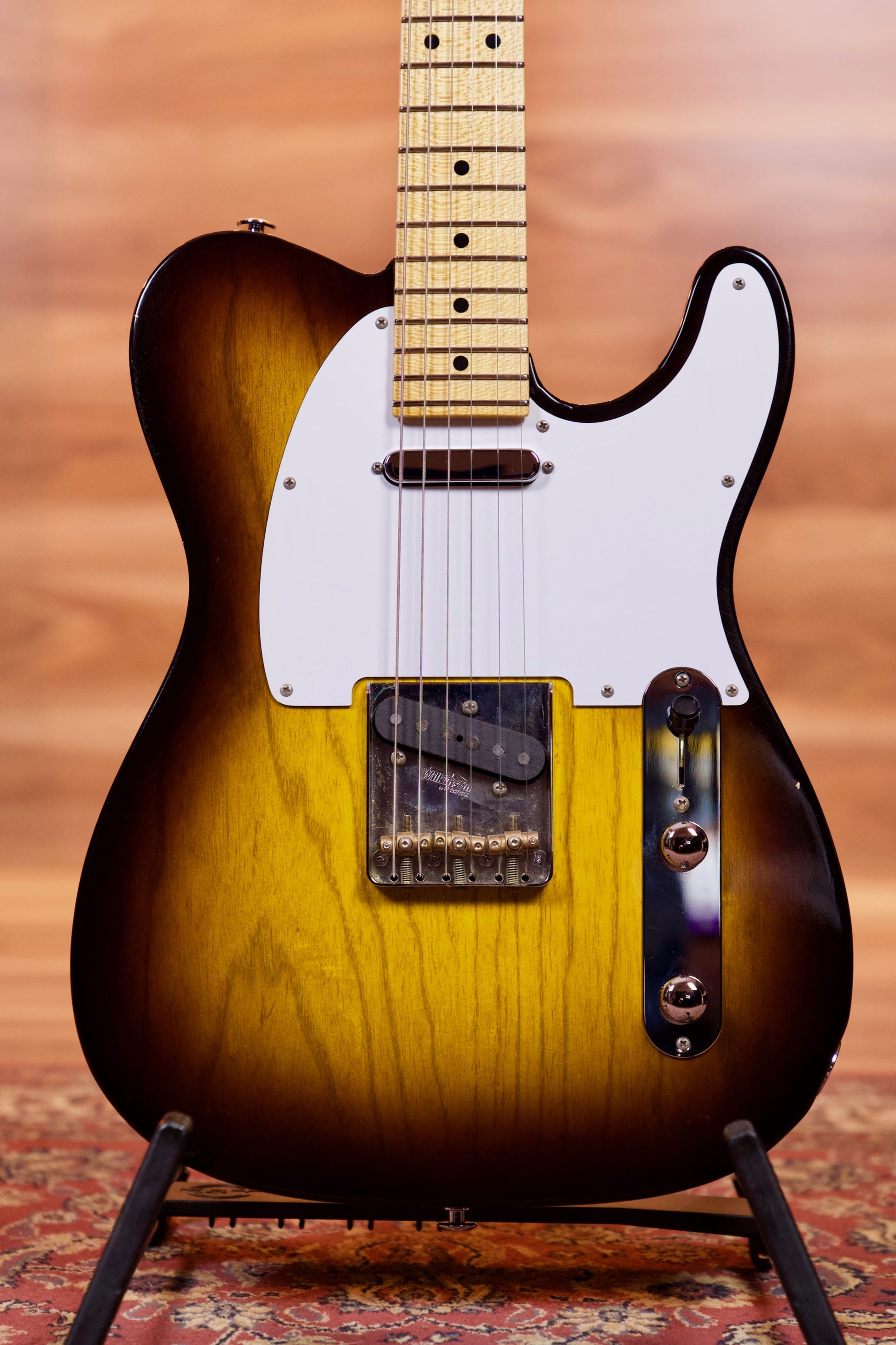 Suhr Classic T Antique Electric Guitar - 2-Tone Sunburst MN