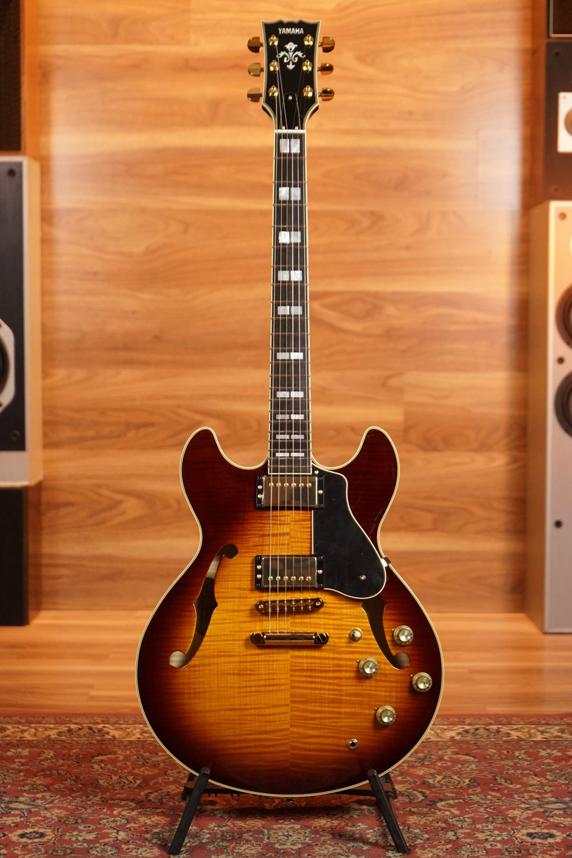 Yamaha SA2200 Handcrafted Semi Hollow Electric Guitar - Violin Sunburst