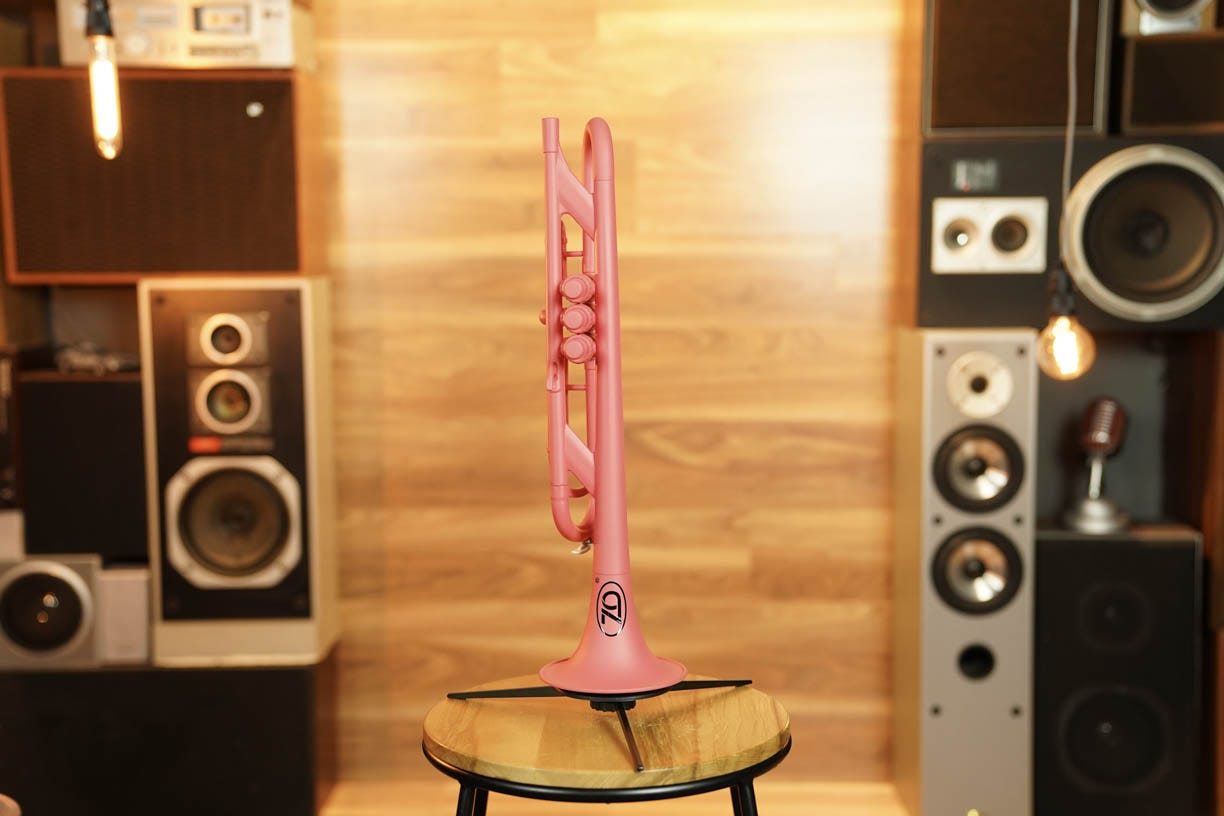 Zo Plastic Trumpet - New York Pink