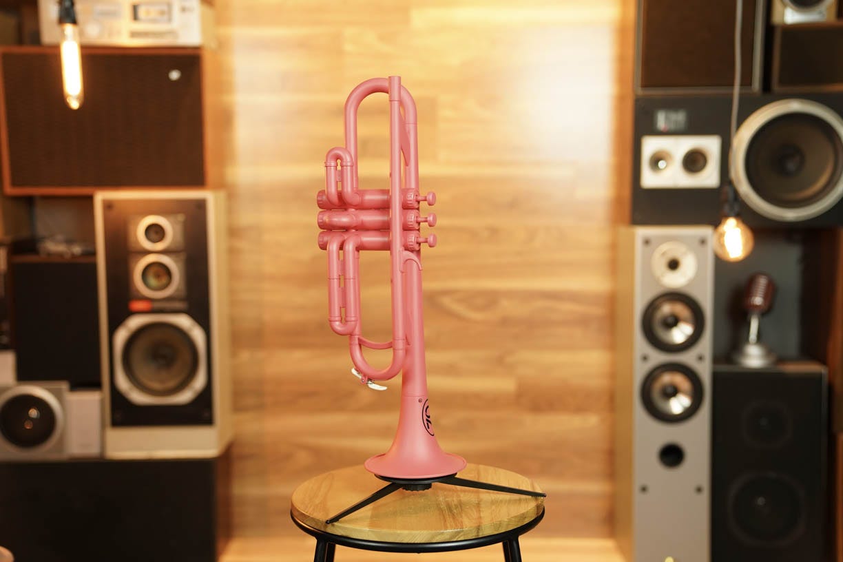 Zo Plastic Trumpet - New York Pink