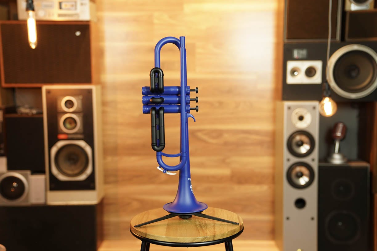 Zo Plastic Trumpet - Blue Blast