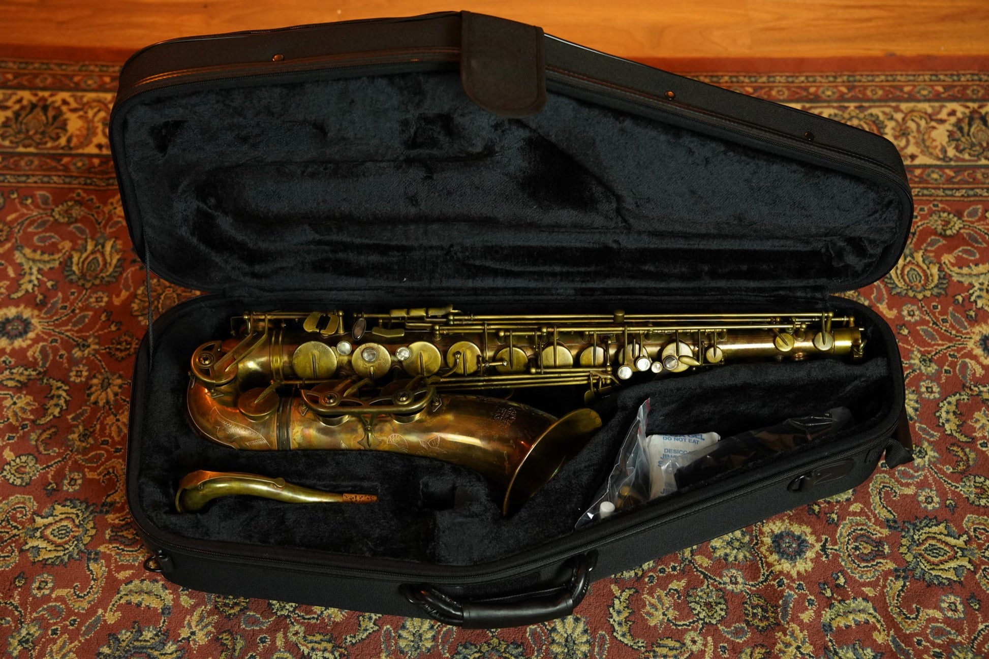 Schagerl Superior Vintage Lacquer Tenor saxophone (SLT-1VB)