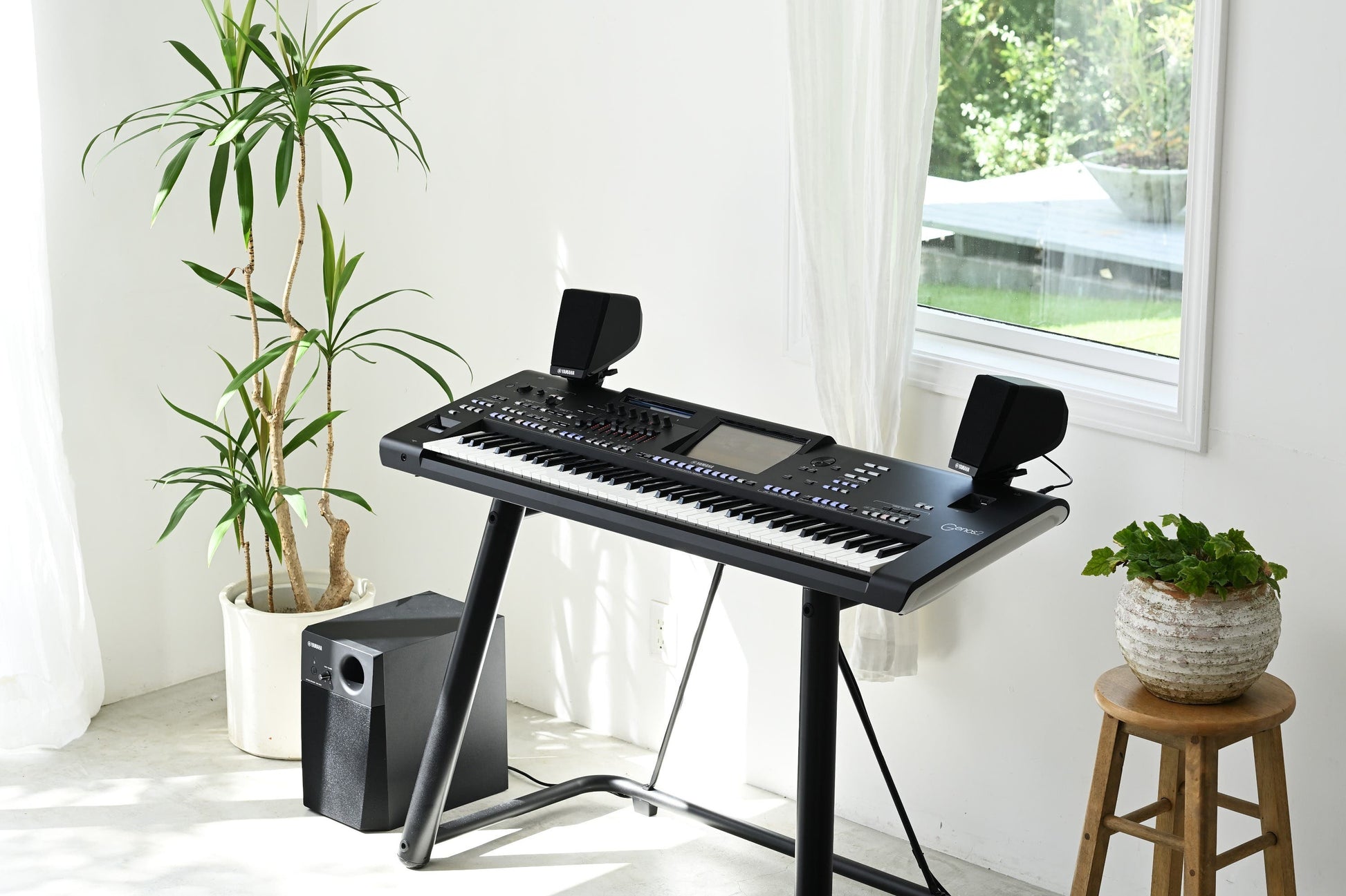 Yamaha GENOS2 76-note Digital Workstation Keyboard