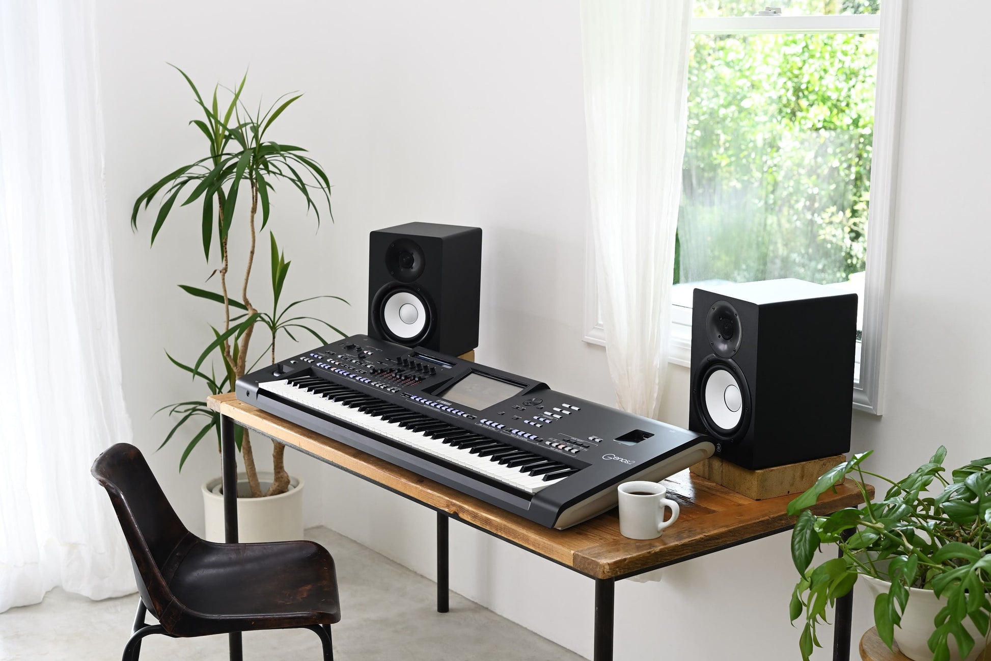 Yamaha GENOS2 76-note Digital Workstation Keyboard