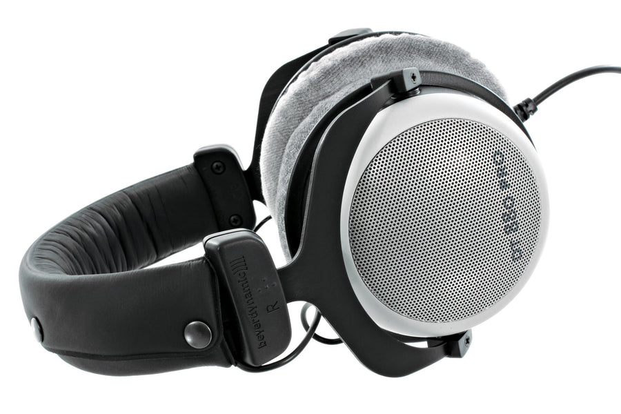 Beyerdynamic DT880 Pro Reference Studio Headphones (Semi-open)
