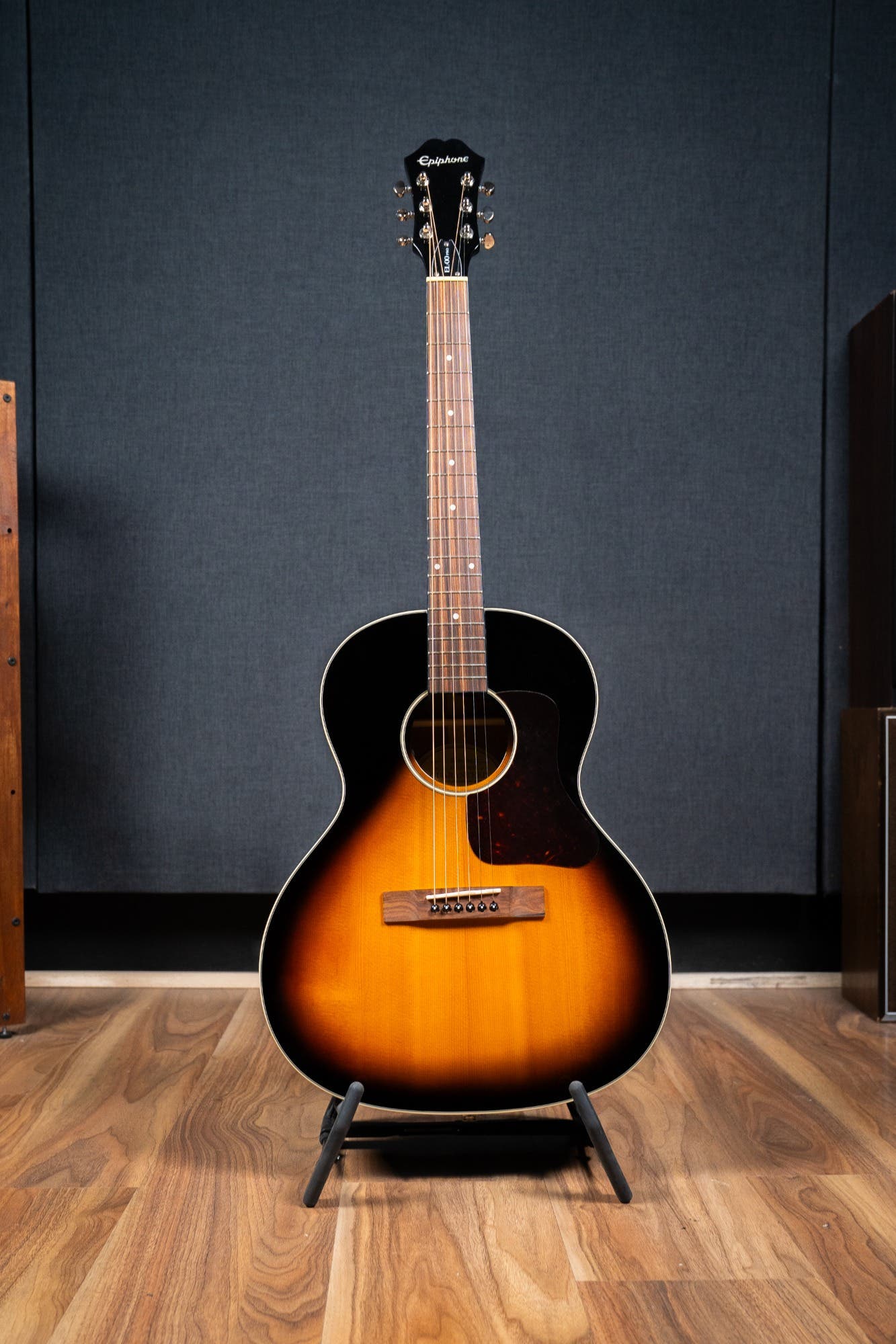 Epiphone EL-00 Parlour Guitar w/Pickup - Pre-Owned