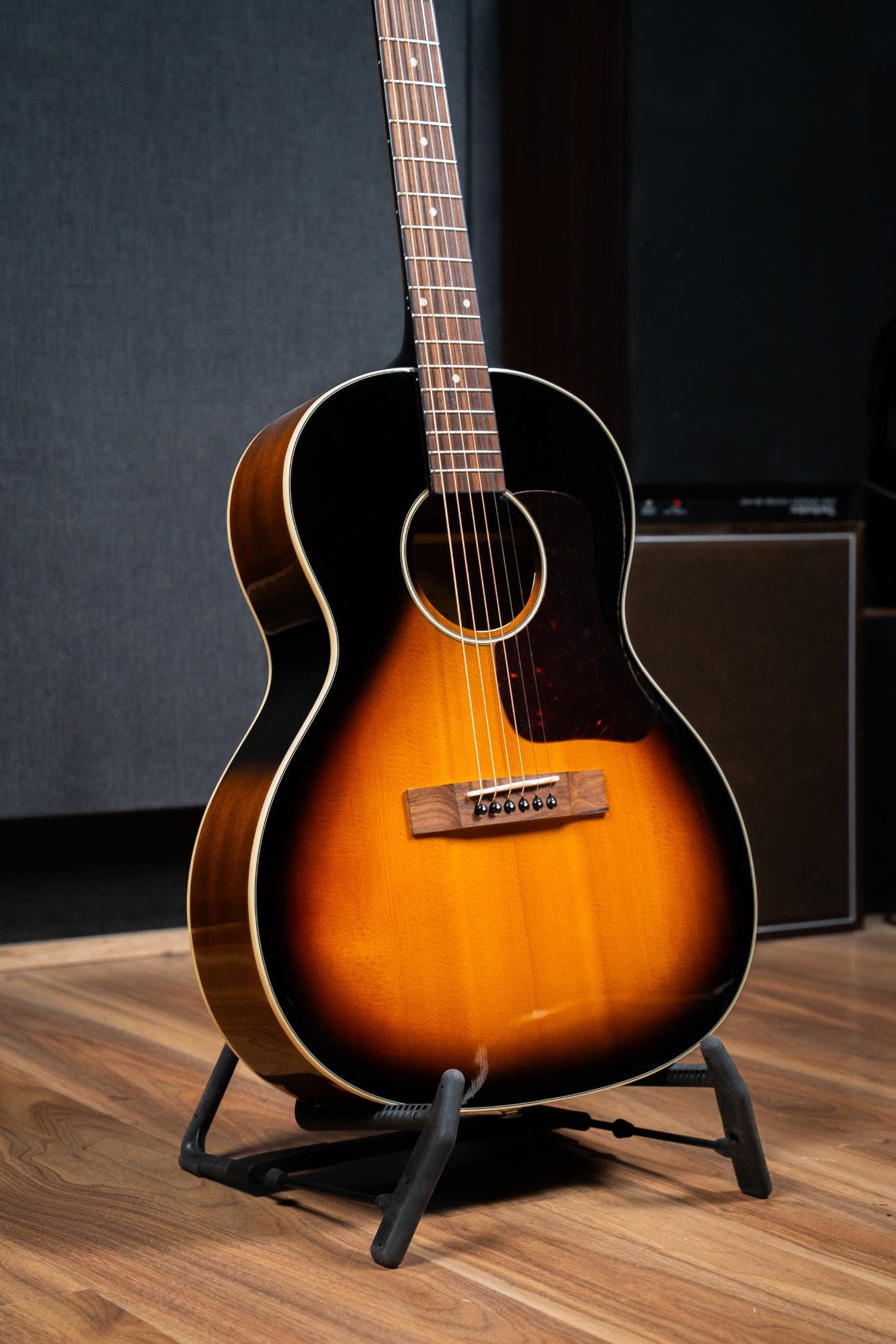 Epiphone EL-00 Parlour Guitar w/Pickup - Pre-Owned