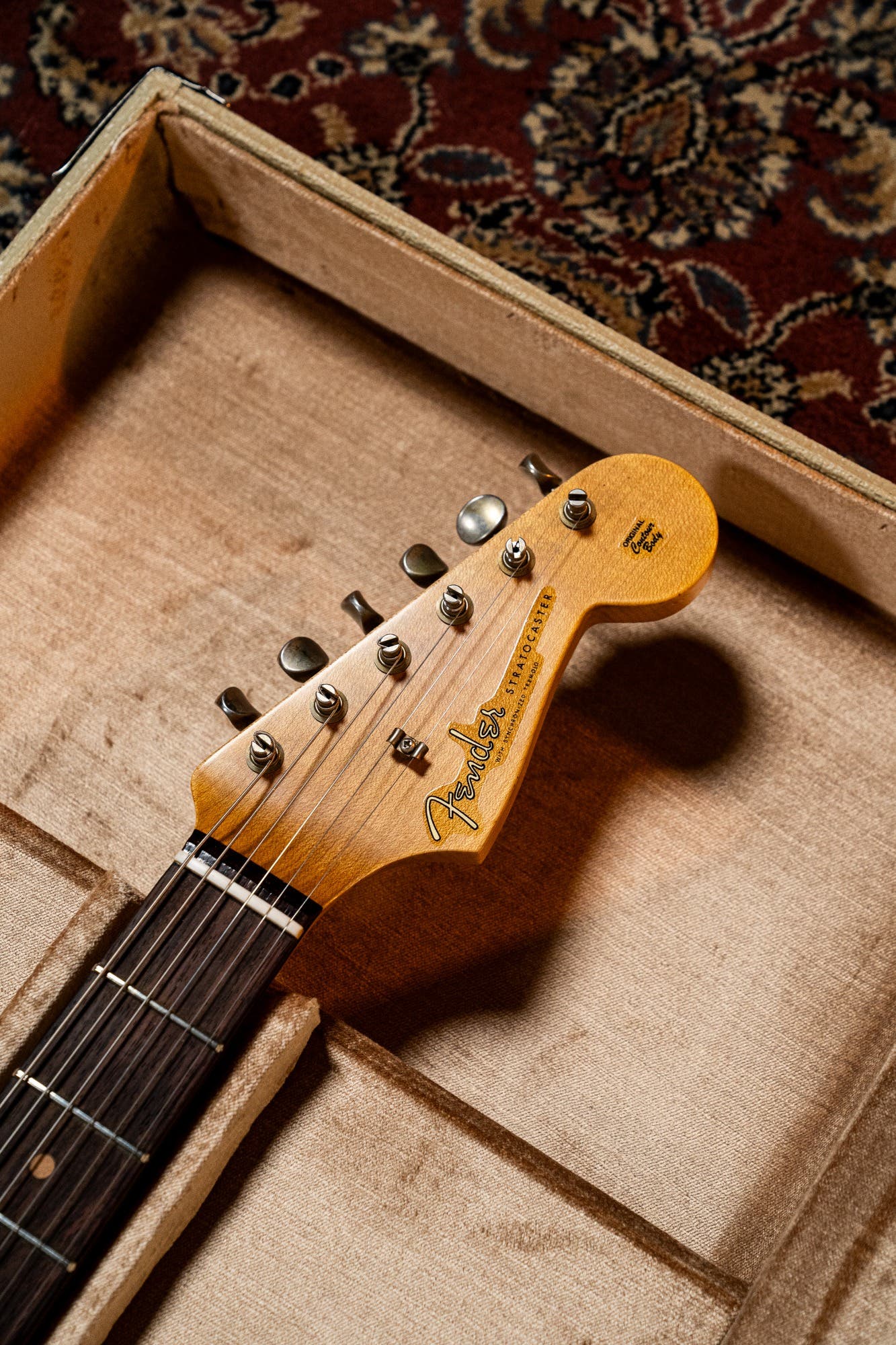 Fender Custom Shop '59 Stratocaster - Journeyman Relic - Super Faded Aged Shell Pink (#CS150402)