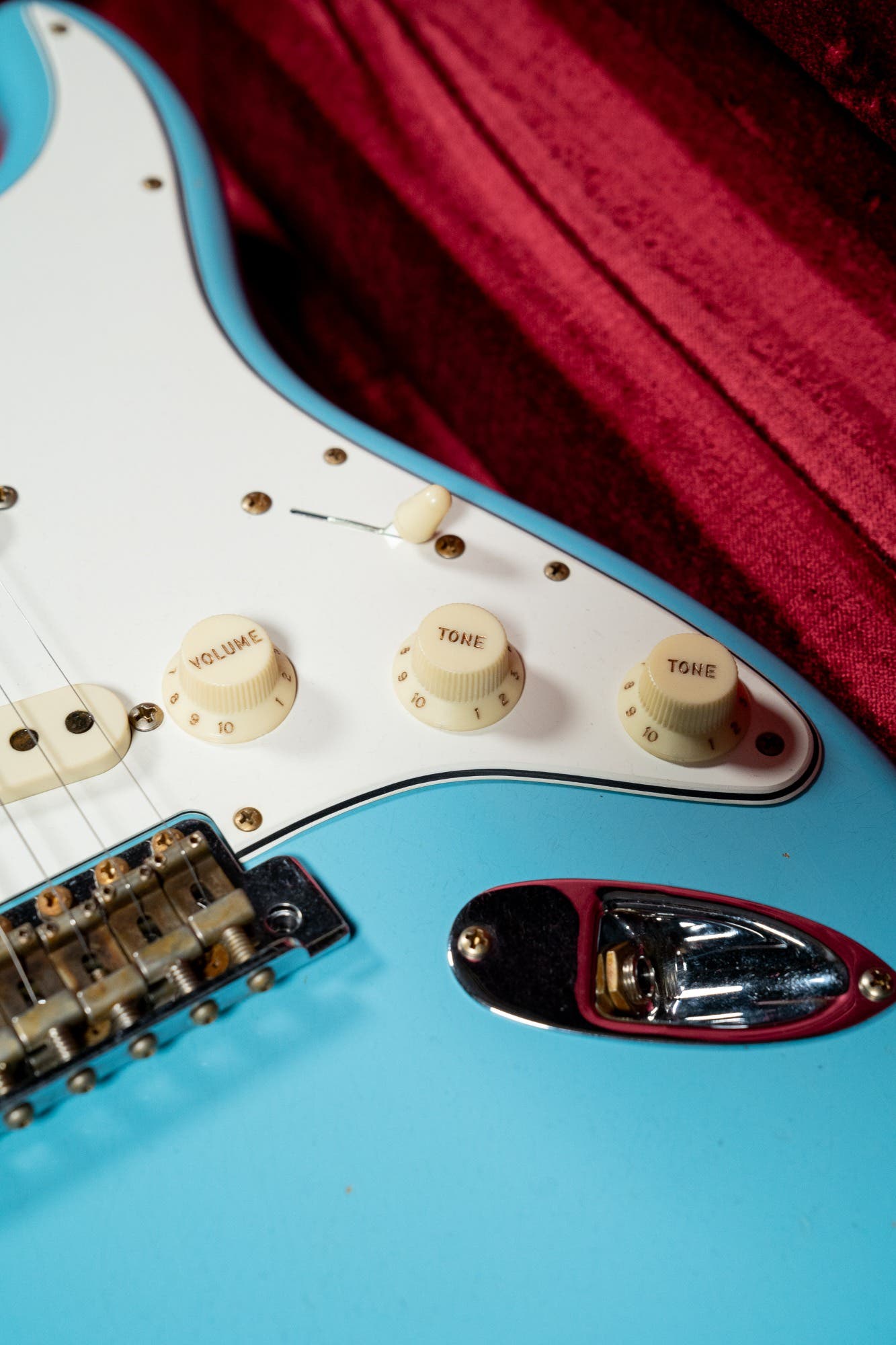 Fender Custom Shop Limited Edition Fat '64 Stratocaster - Journeyman Relic - Aged Daphne Blue RW (#L11639)