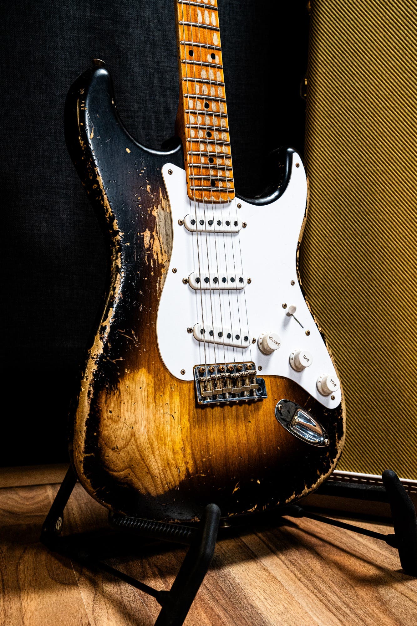 Fender Limited Edition 70th Anniversary 1954 Stratocaster  - Super Heavy Relic - Wide-Fade 2-Color Sunburst