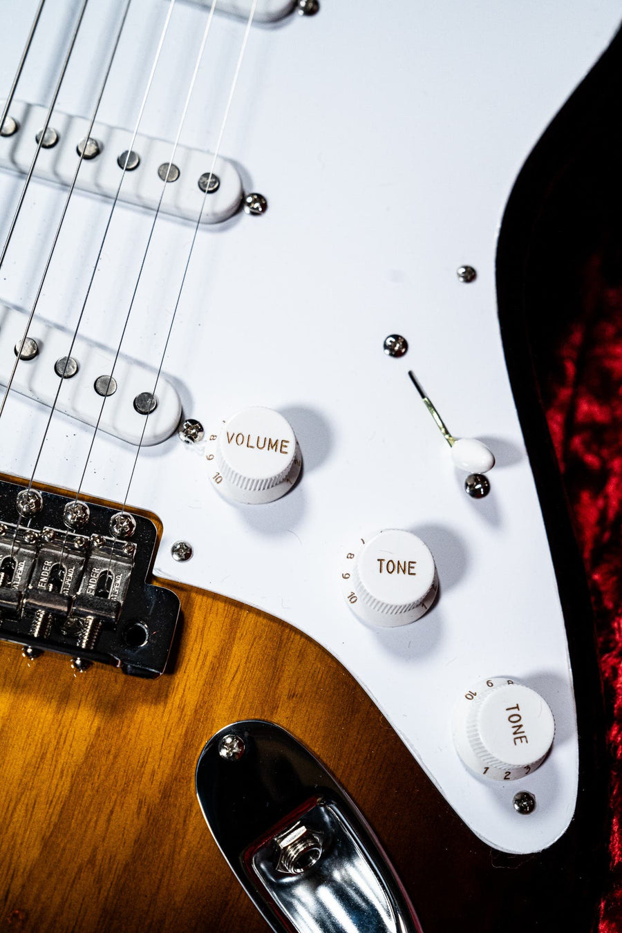 Fender Limited Edition 70th Anniversary 1954 Stratocaster  - NOS - Wide-Fade 2-Color Sunburst