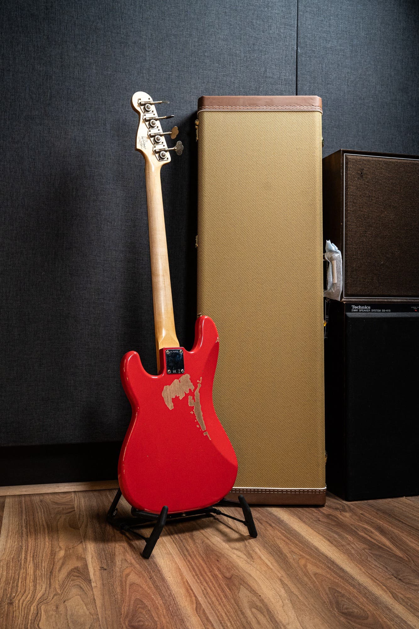 Fender Pino Palladino Signature Precision Bass - Fiesta Red over Desert Sand