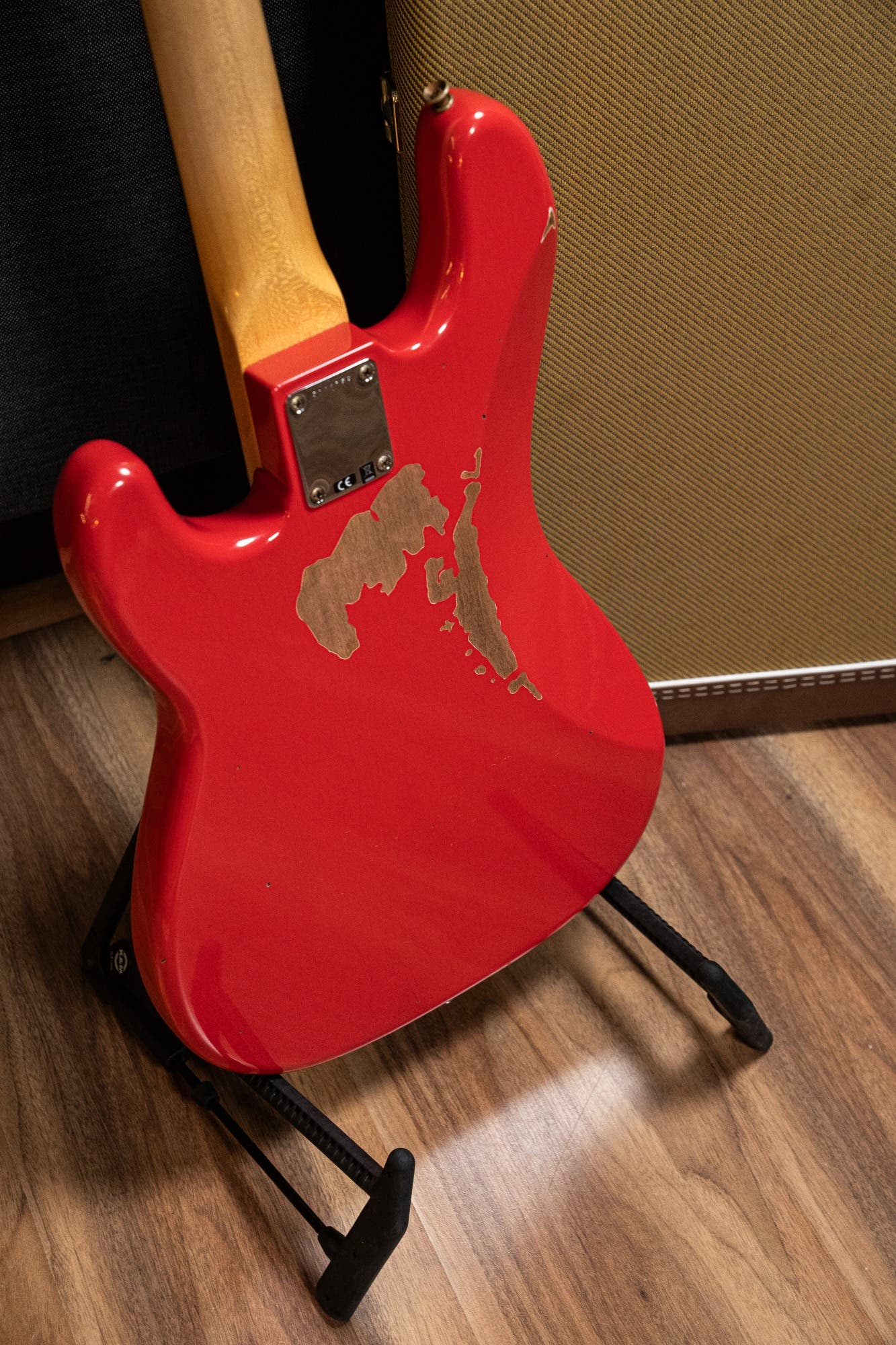 Fender Pino Palladino Signature Precision Bass - Fiesta Red over Desert Sand