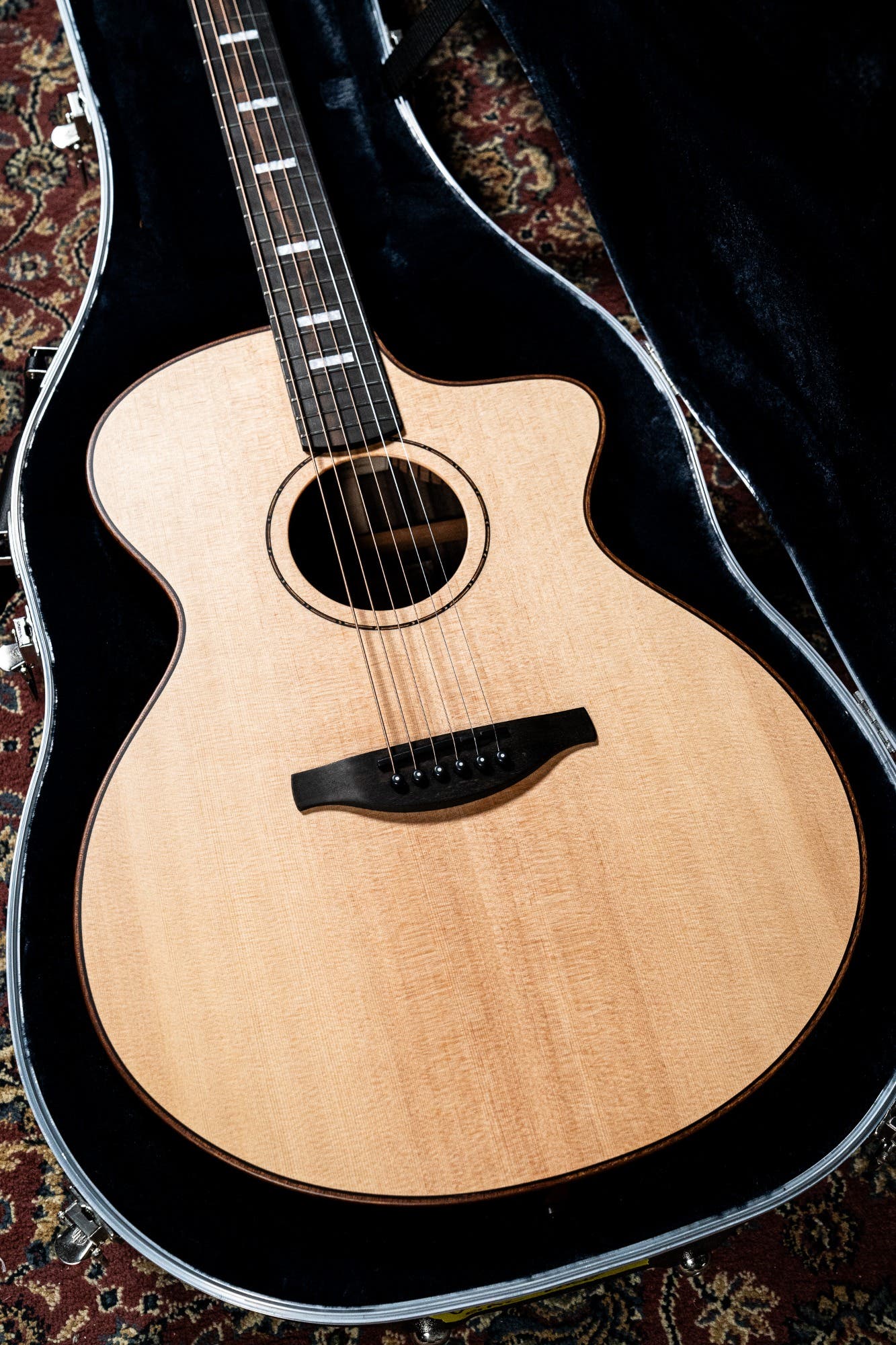 Fenech Guitars VTH Pro GA Acoustic Electric Guitar w/Case - AAA Sitka Spruce + Rosewood