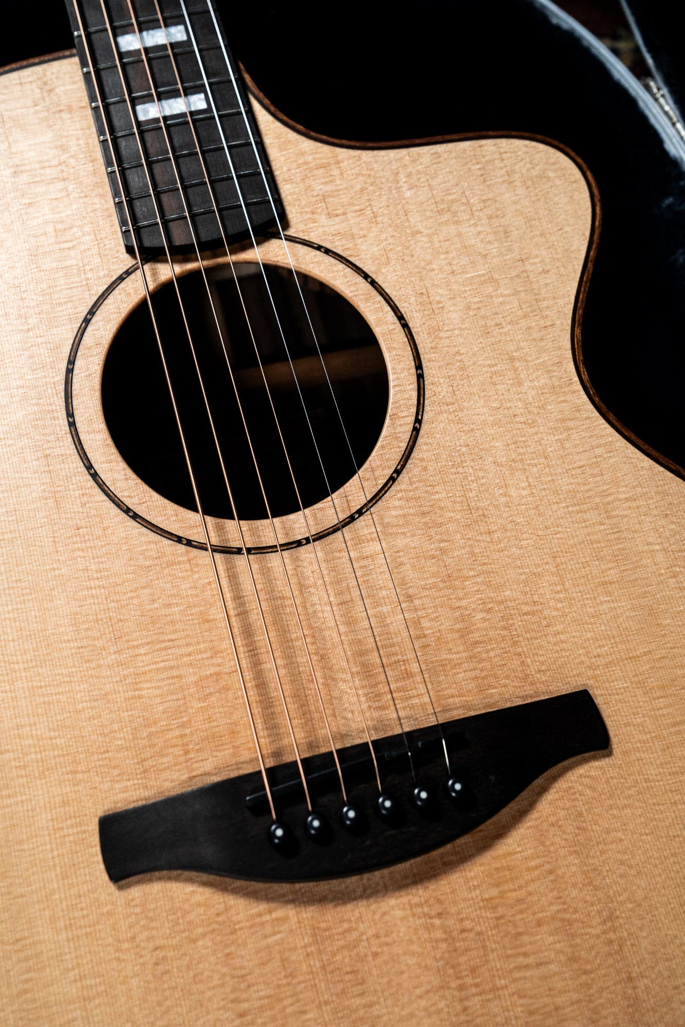 Fenech Guitars VTH Pro GA Acoustic Electric Guitar w/Case - AAA Sitka Spruce + Rosewood