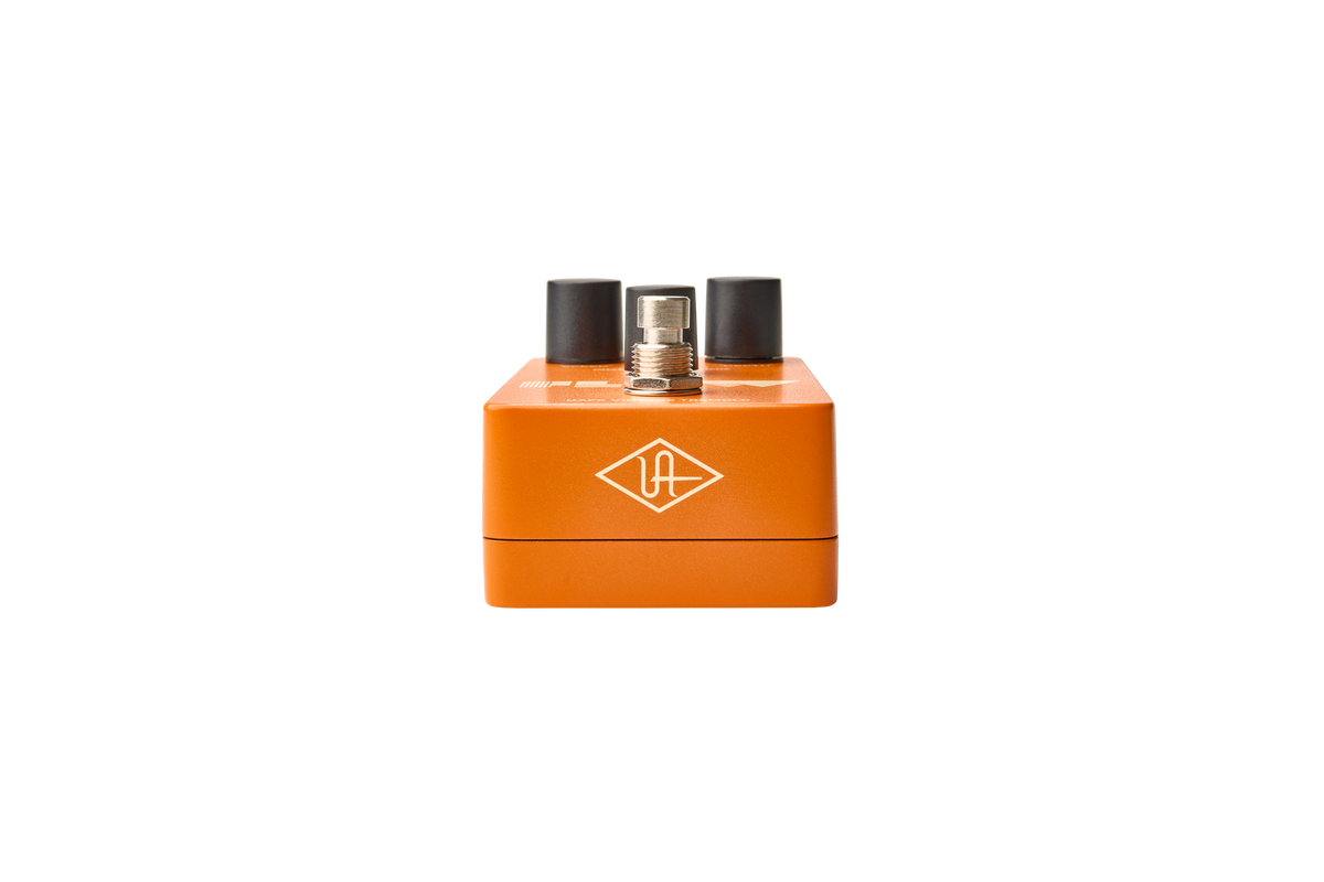 Universal Audio UAFX Flow Vintage Tremolo Pedal - One Only