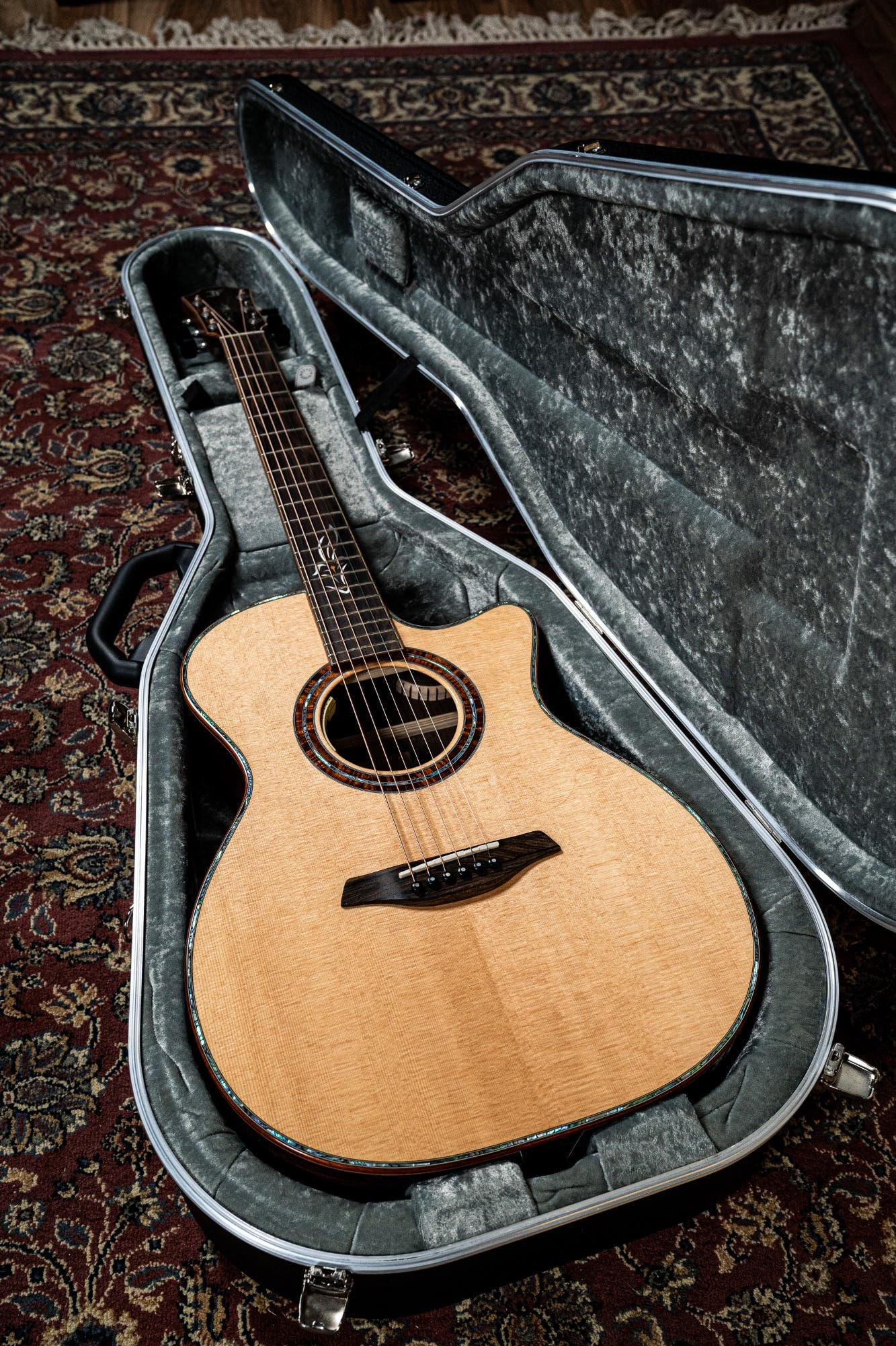 Furch Guitars RED SR Orchestral Cutaway Guitar w/LR Baggs Anthem + Case